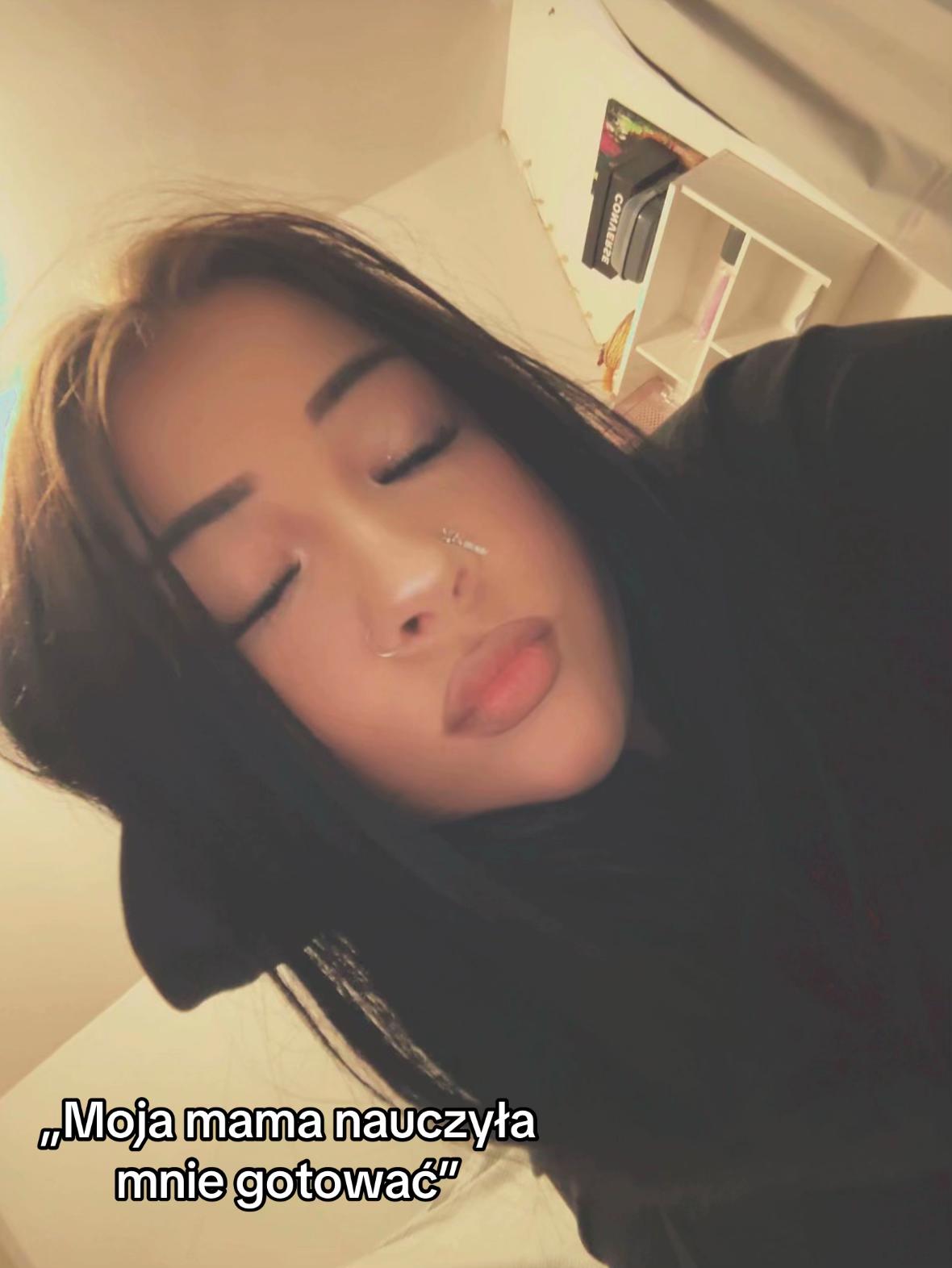 @Amelka🎀