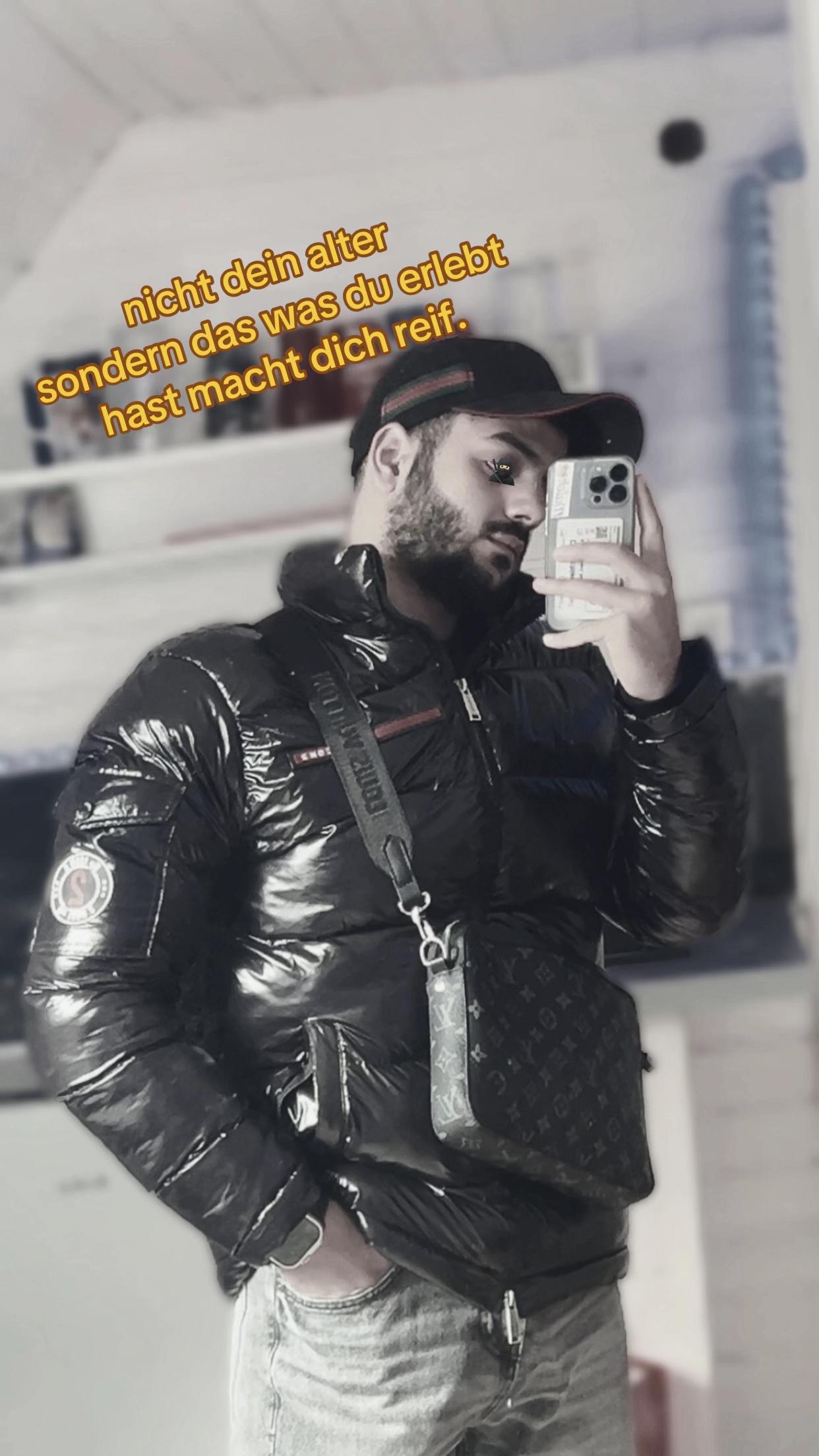 @Малек🥷🏻