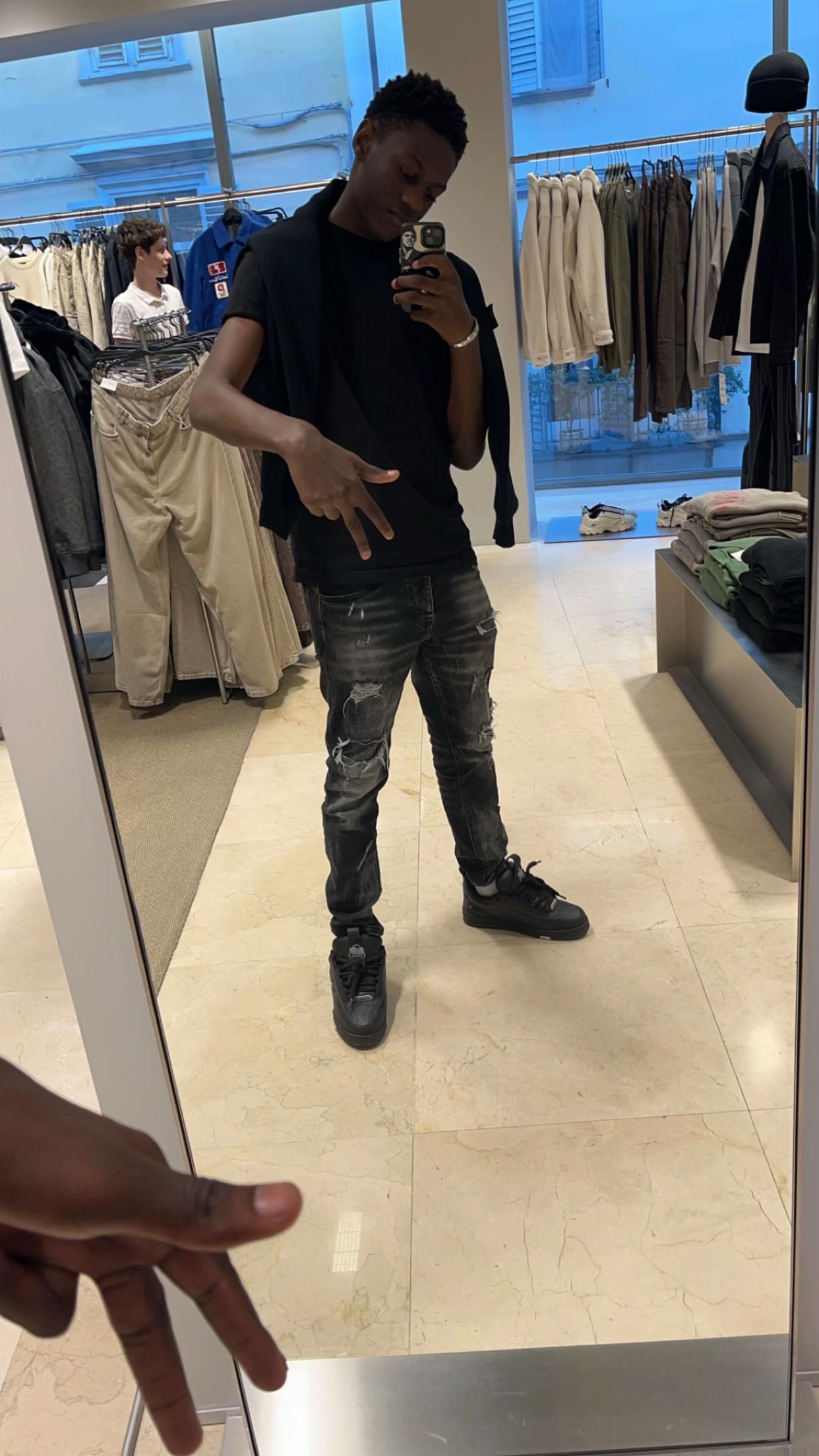 @🔱