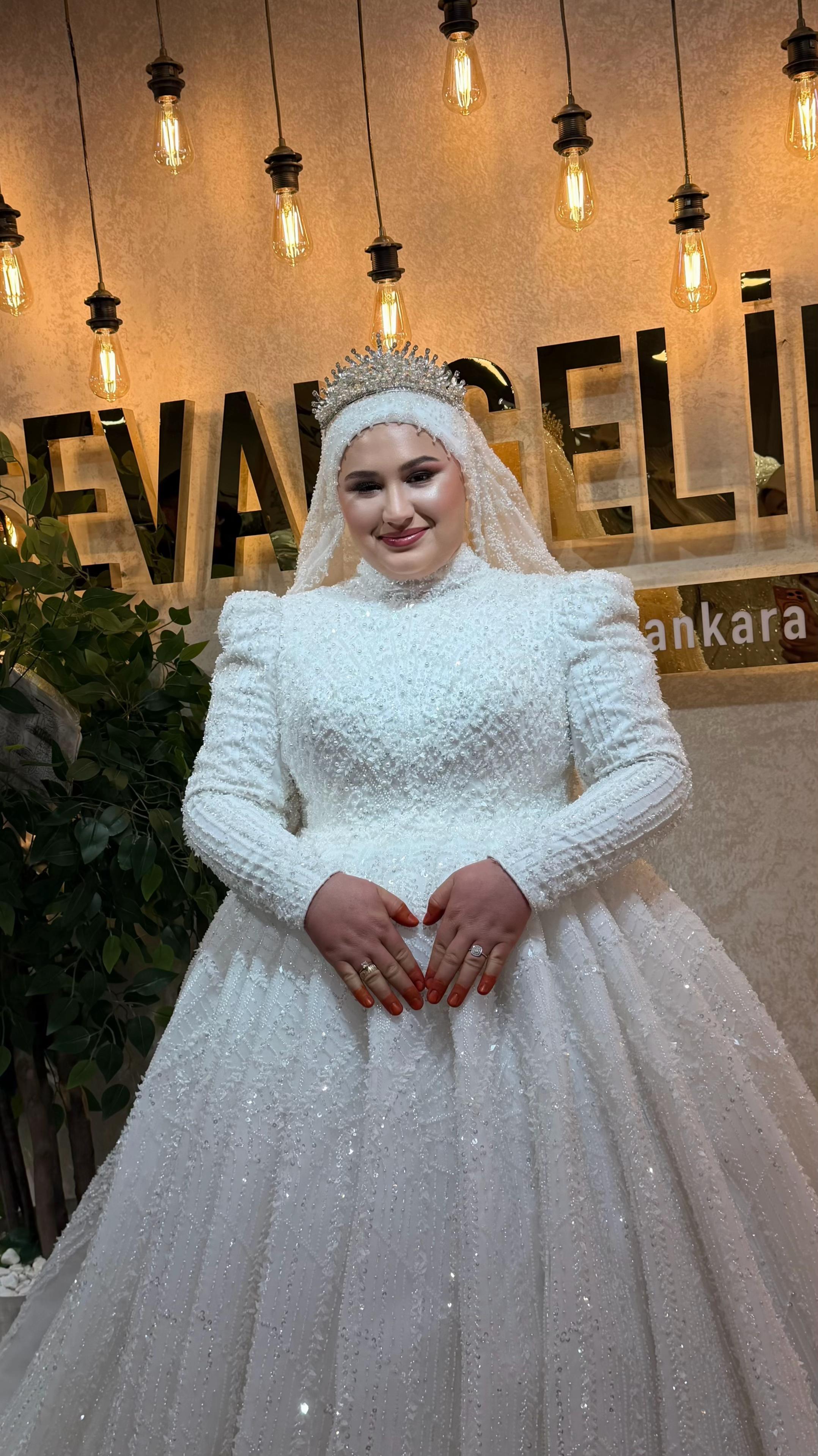 @Seval gelinlik