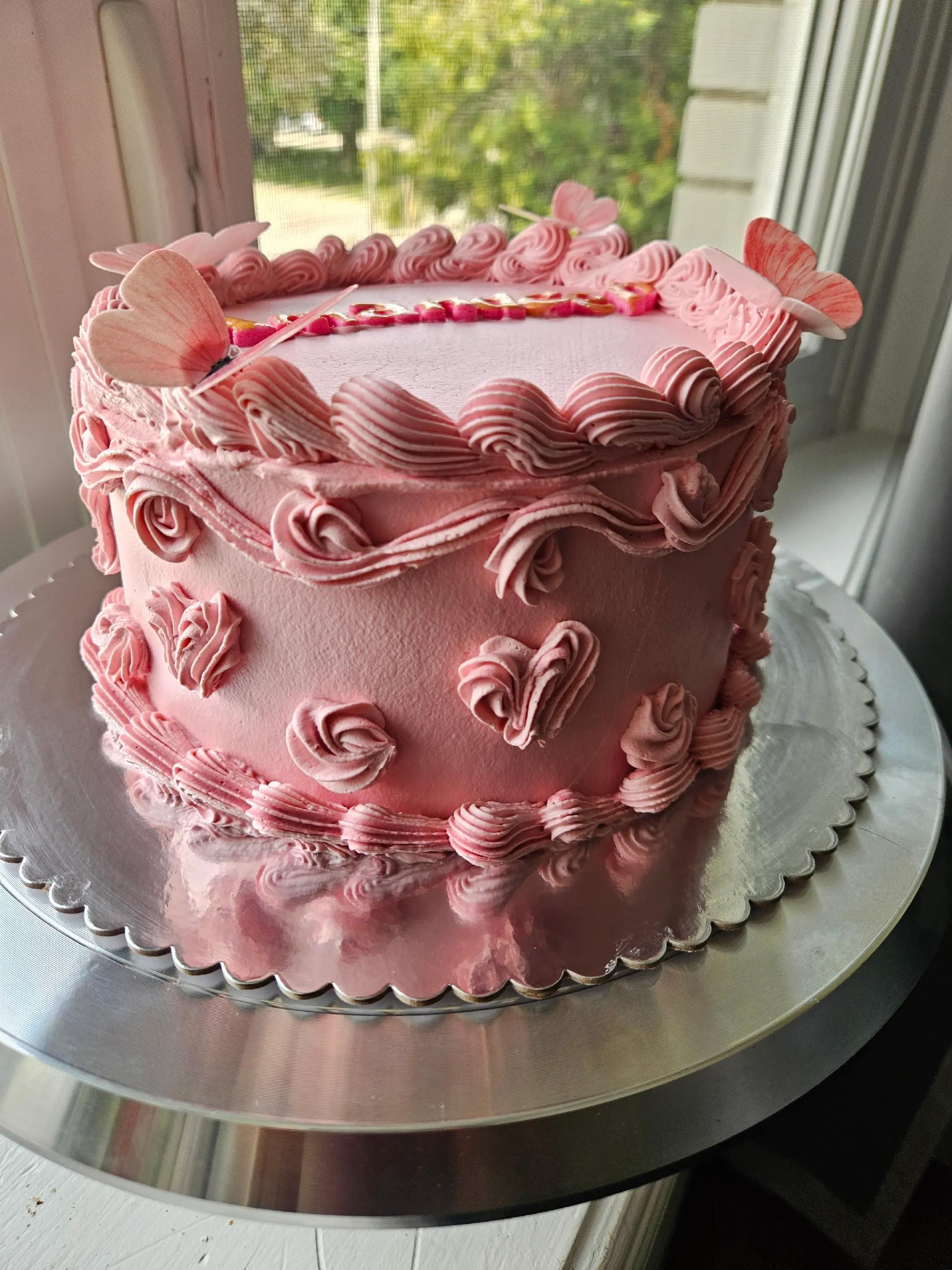 @starcakesbestcakes