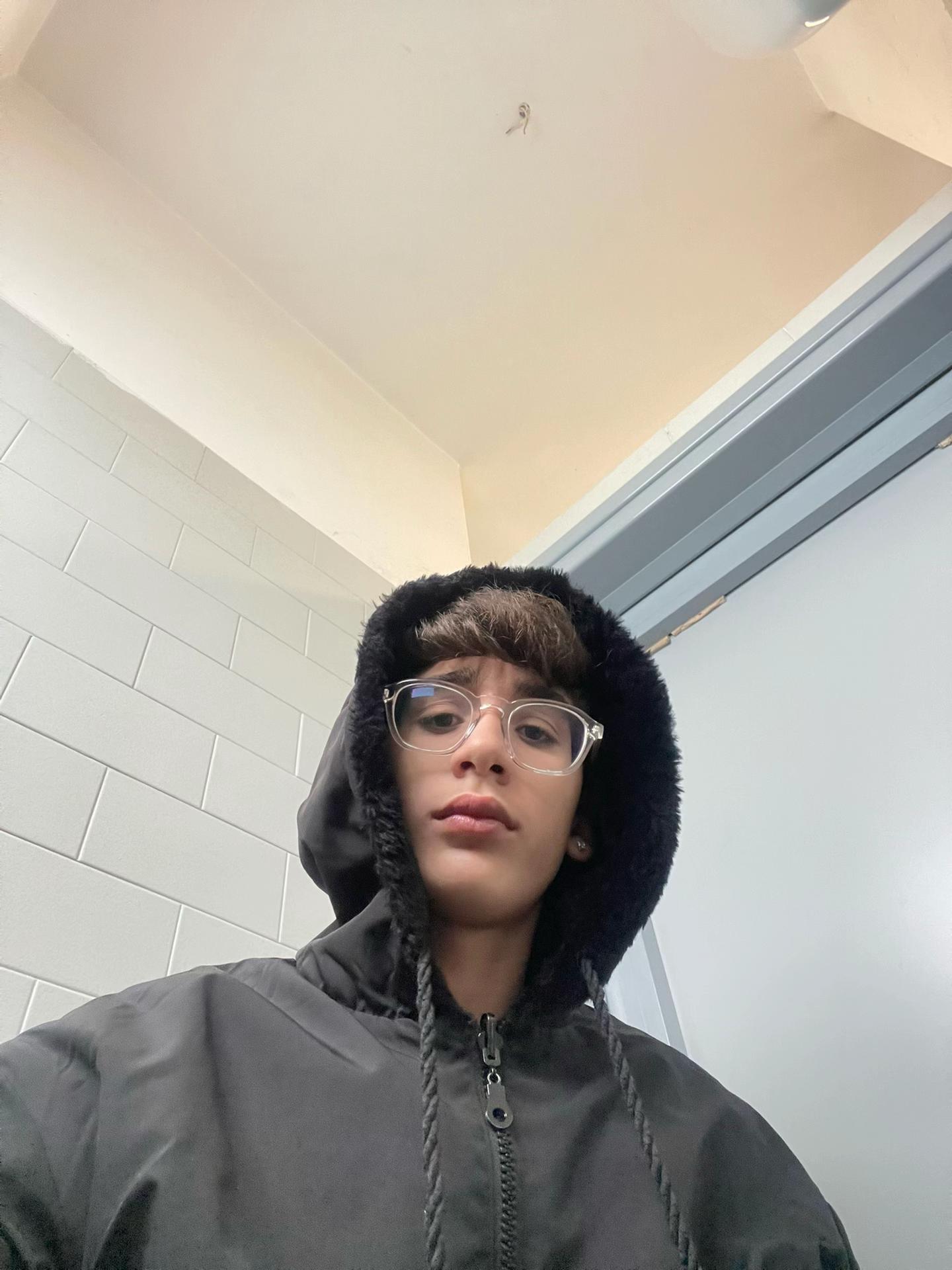 @15😈