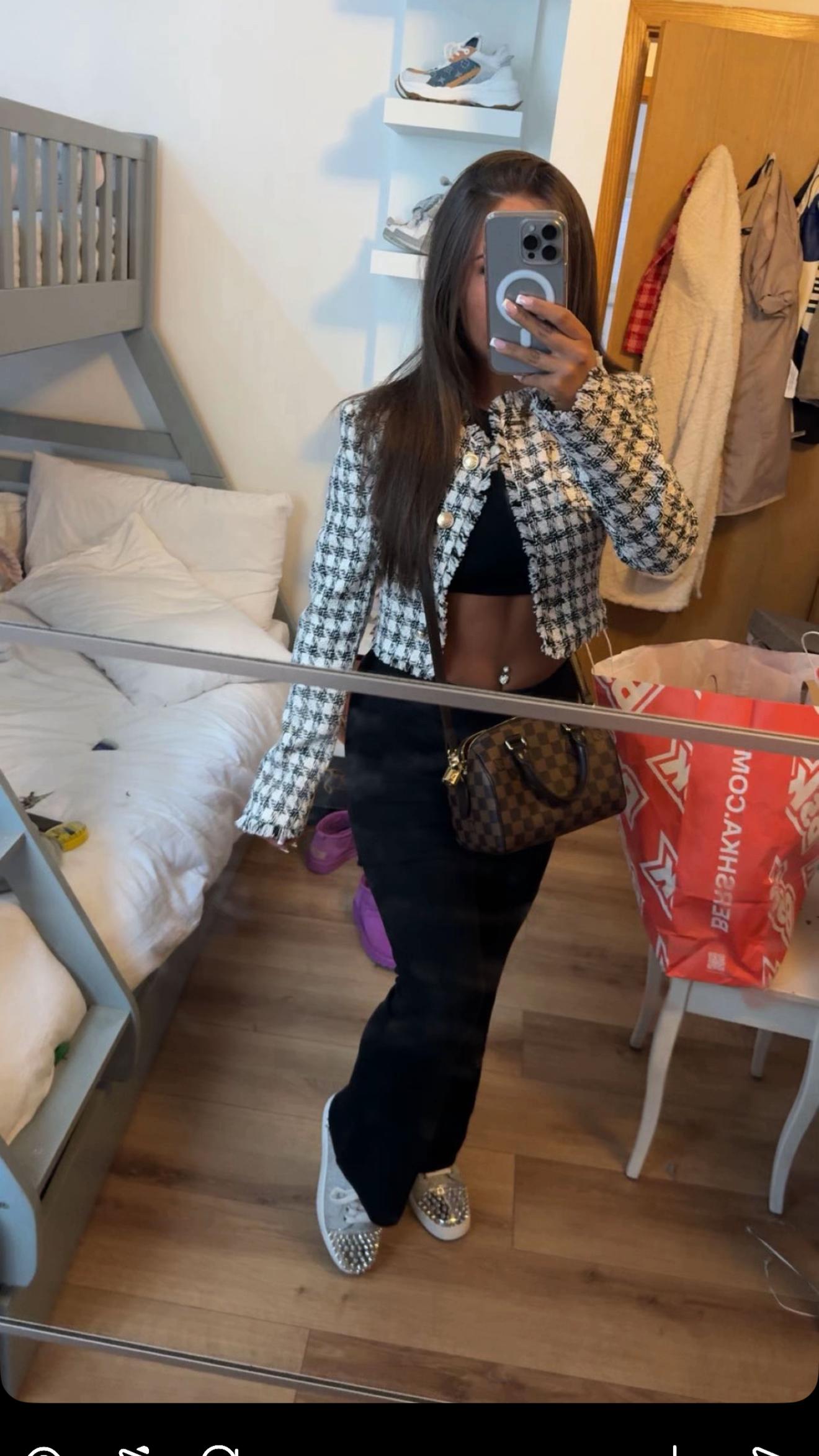 @Lwrxxx0