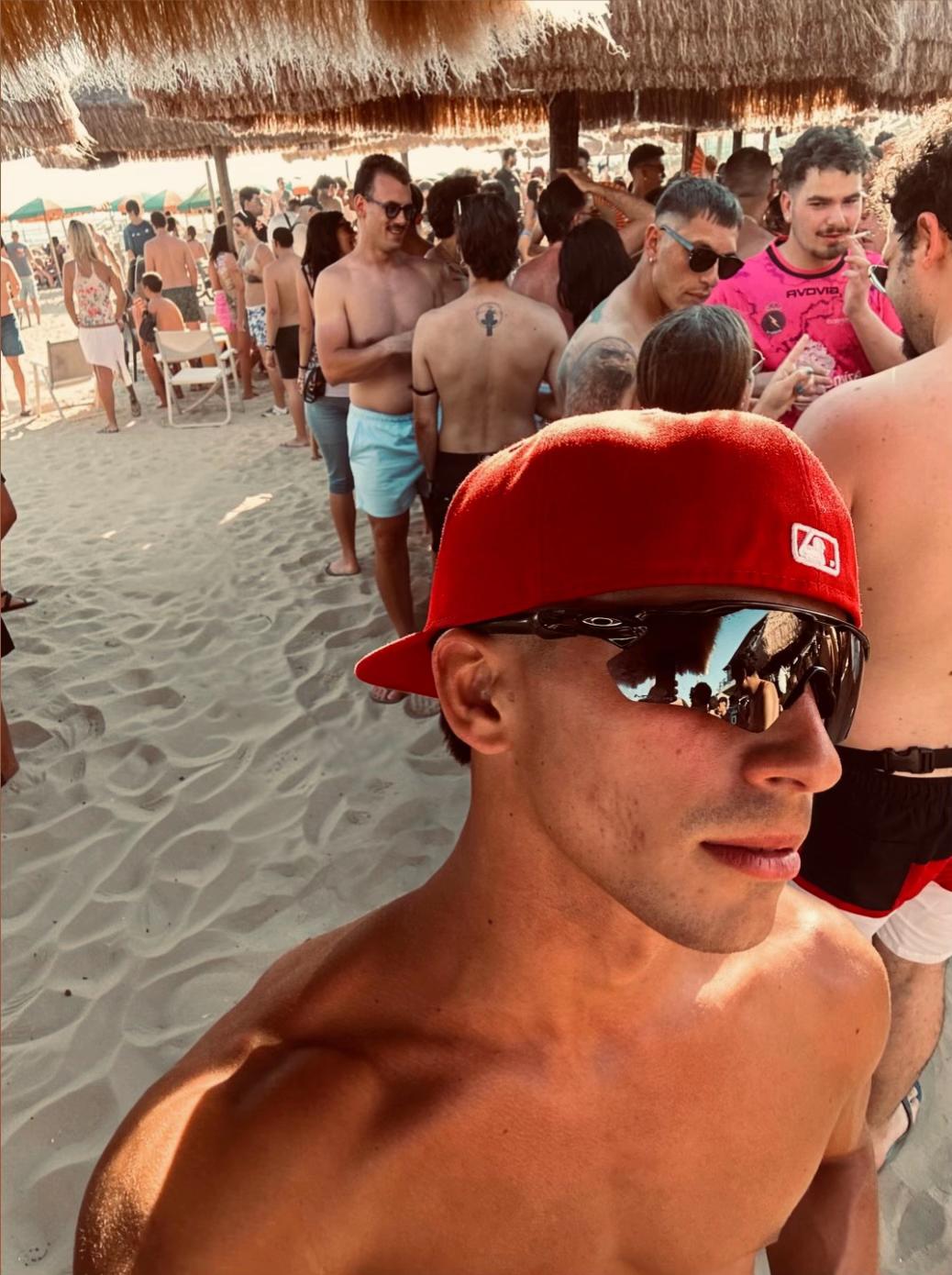 @Alessandro Paradiso