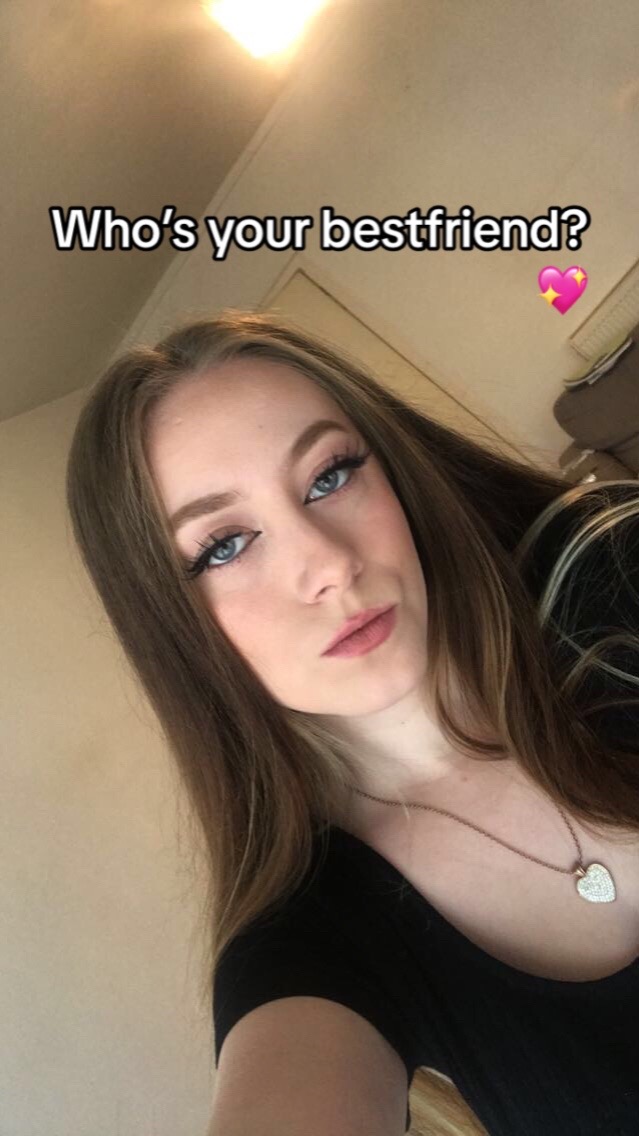 @Ellz🦋🦋