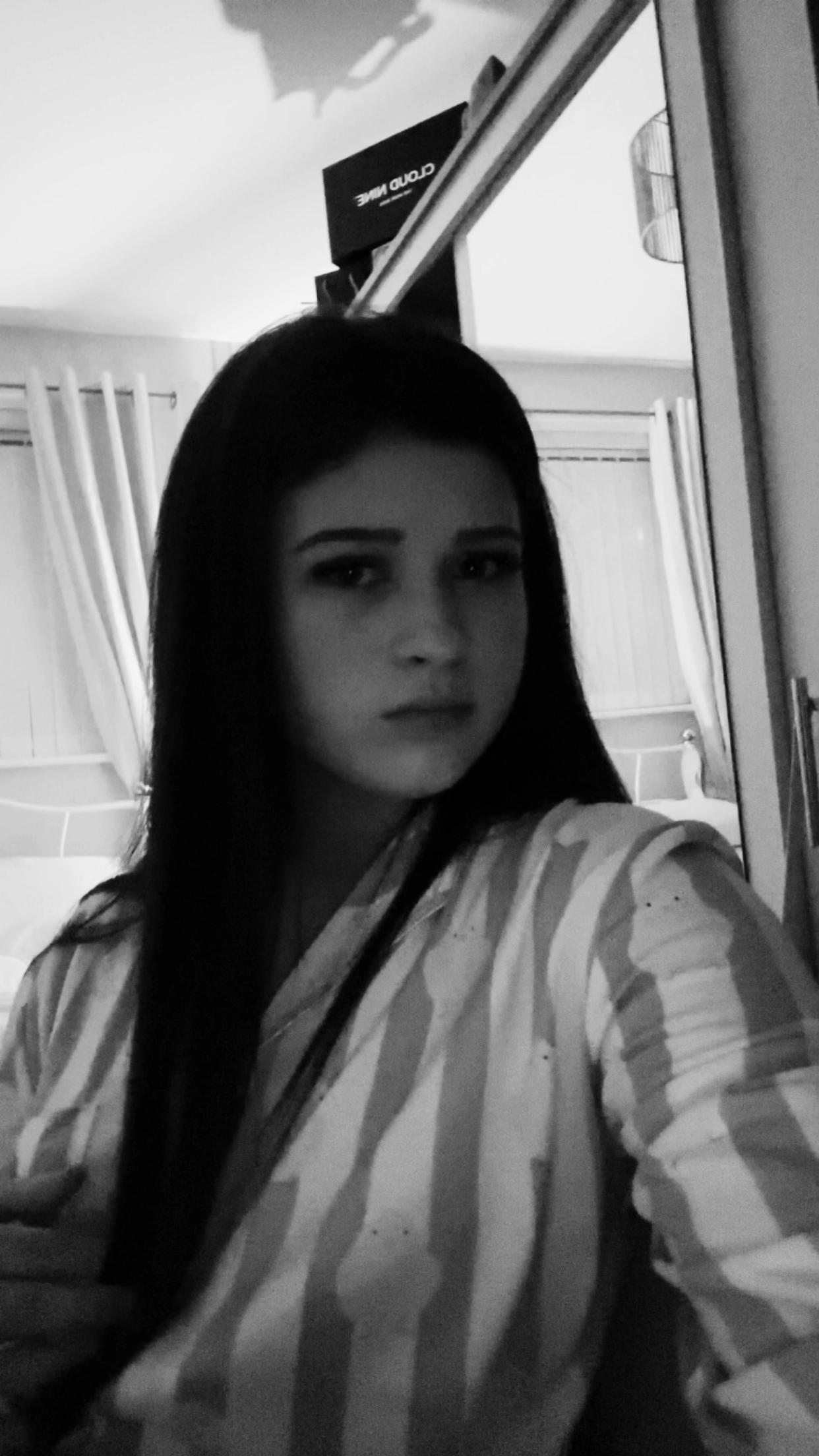 @𝐴𝑉𝐴~𝐿𝐸𝐸❤️