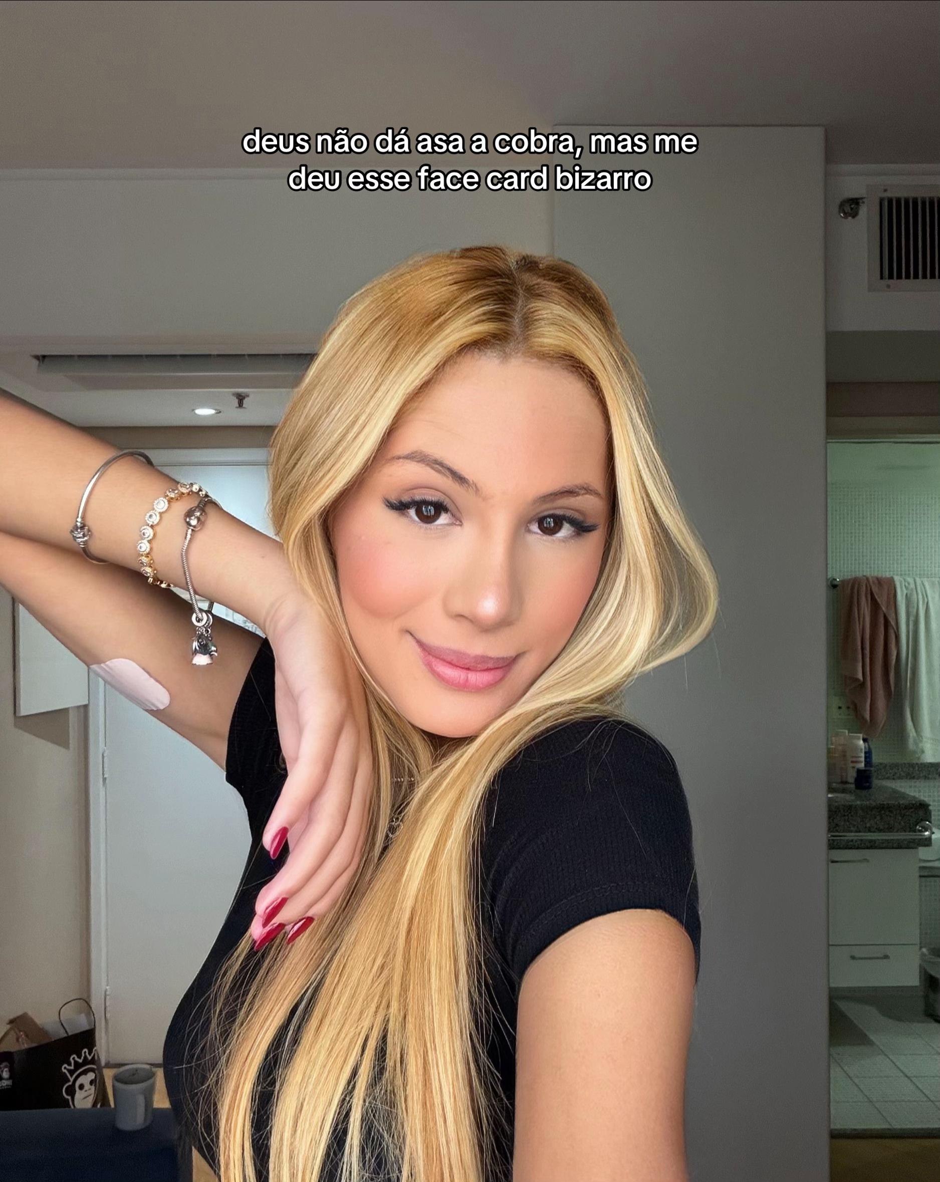 @VIT&Oacute;RIA BIANCHESSI