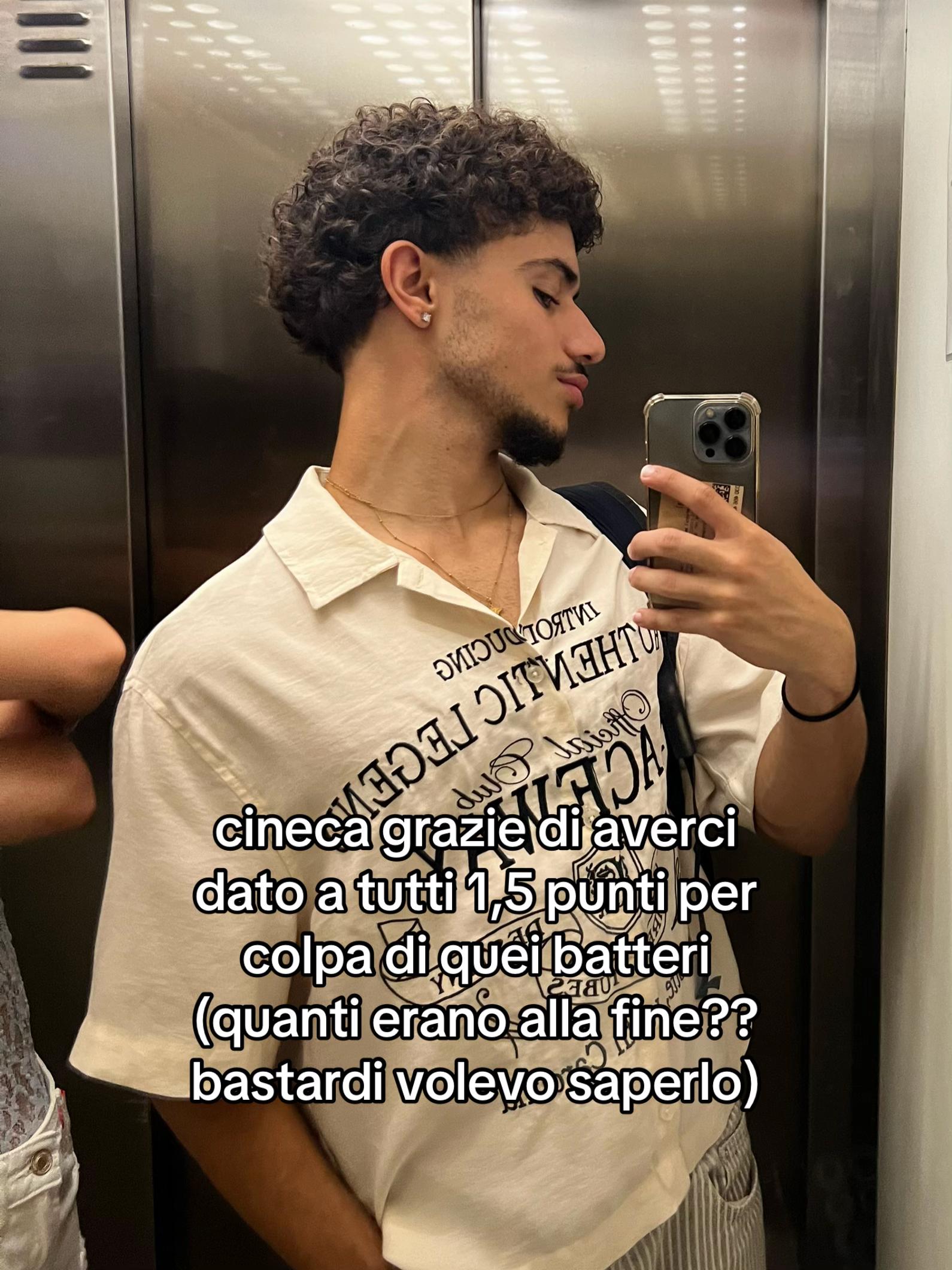 @𝕬𝖒𝖔𝖘 💫