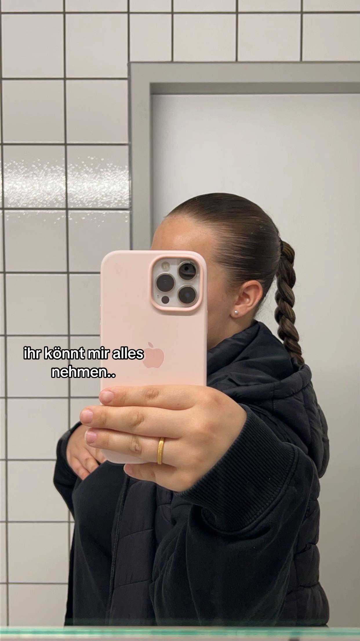 @_lucia.braemer_