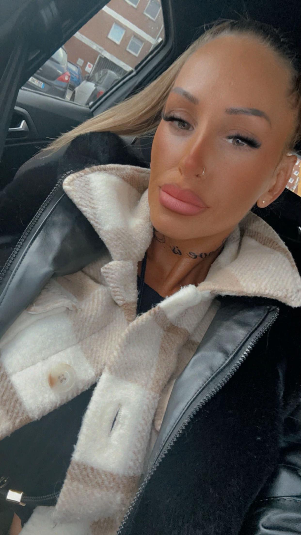 @𝑷&ouml;&ouml;𝒑𝑺𝒊𝒊 &trade;️