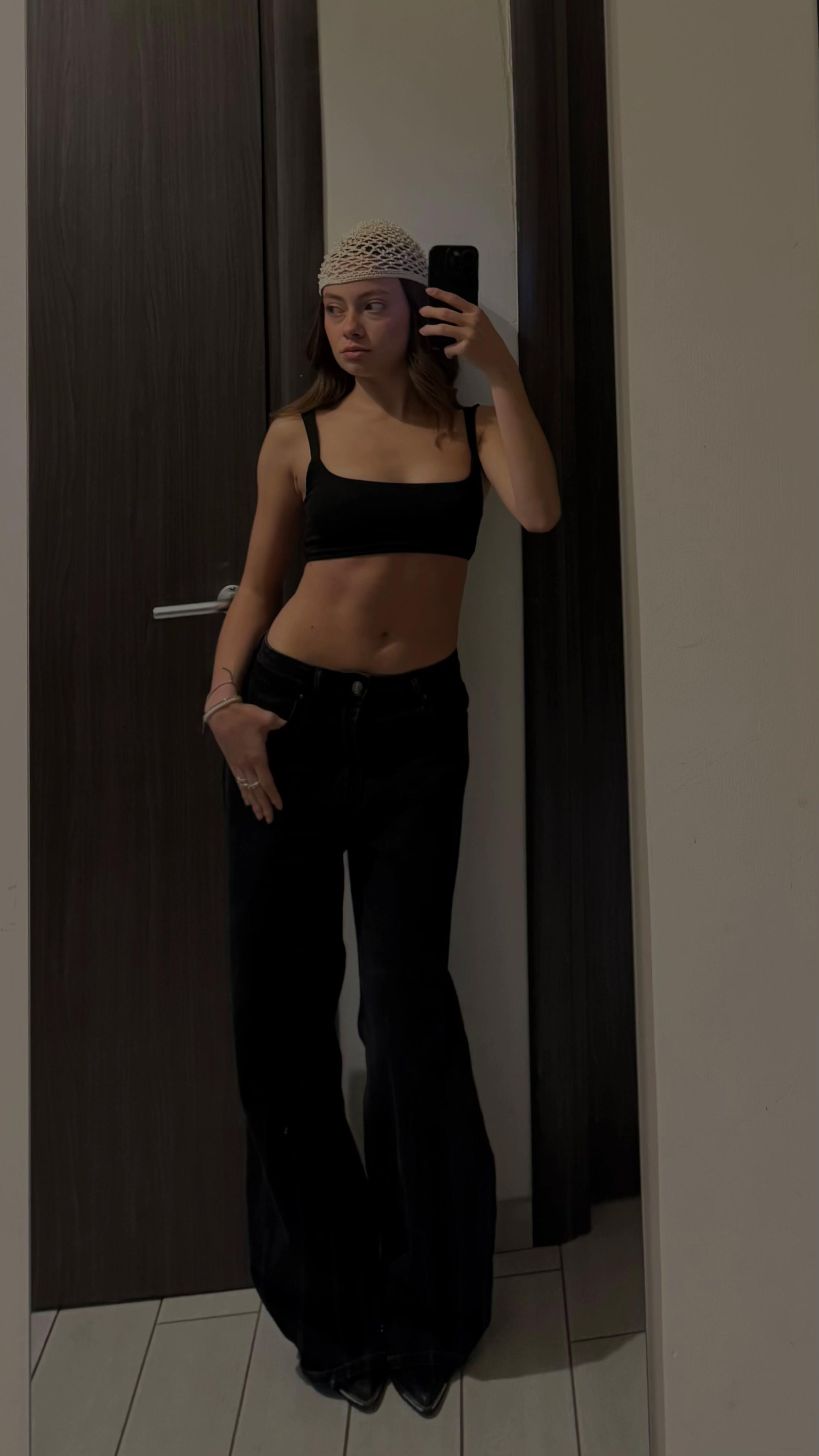 @𝙲𝙷𝙸𝙰𝚁𝙰