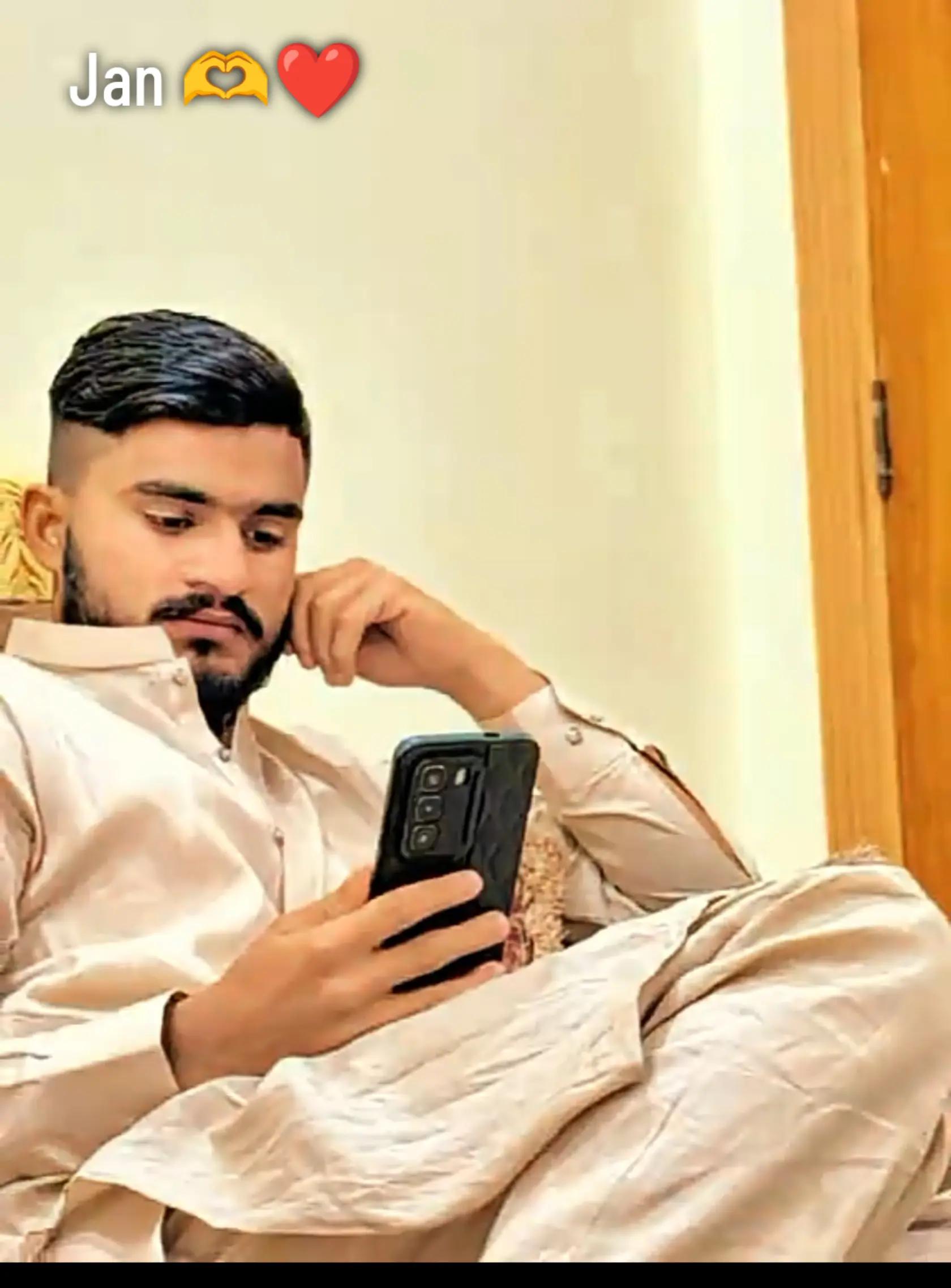 @Ghazi_here_05❤👑