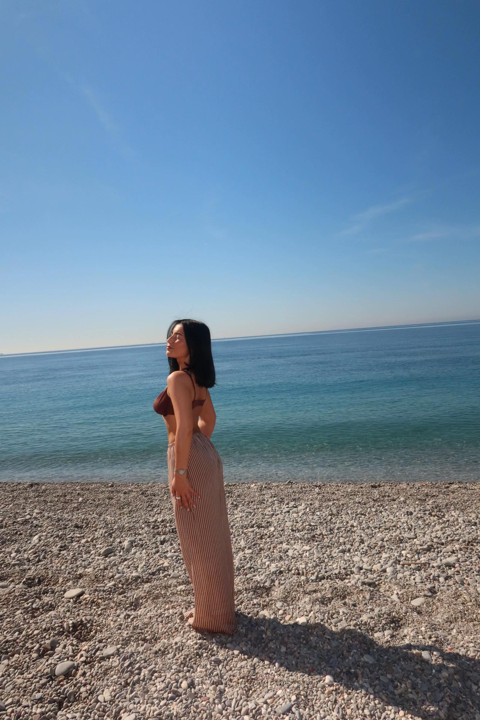 @melina.ozc