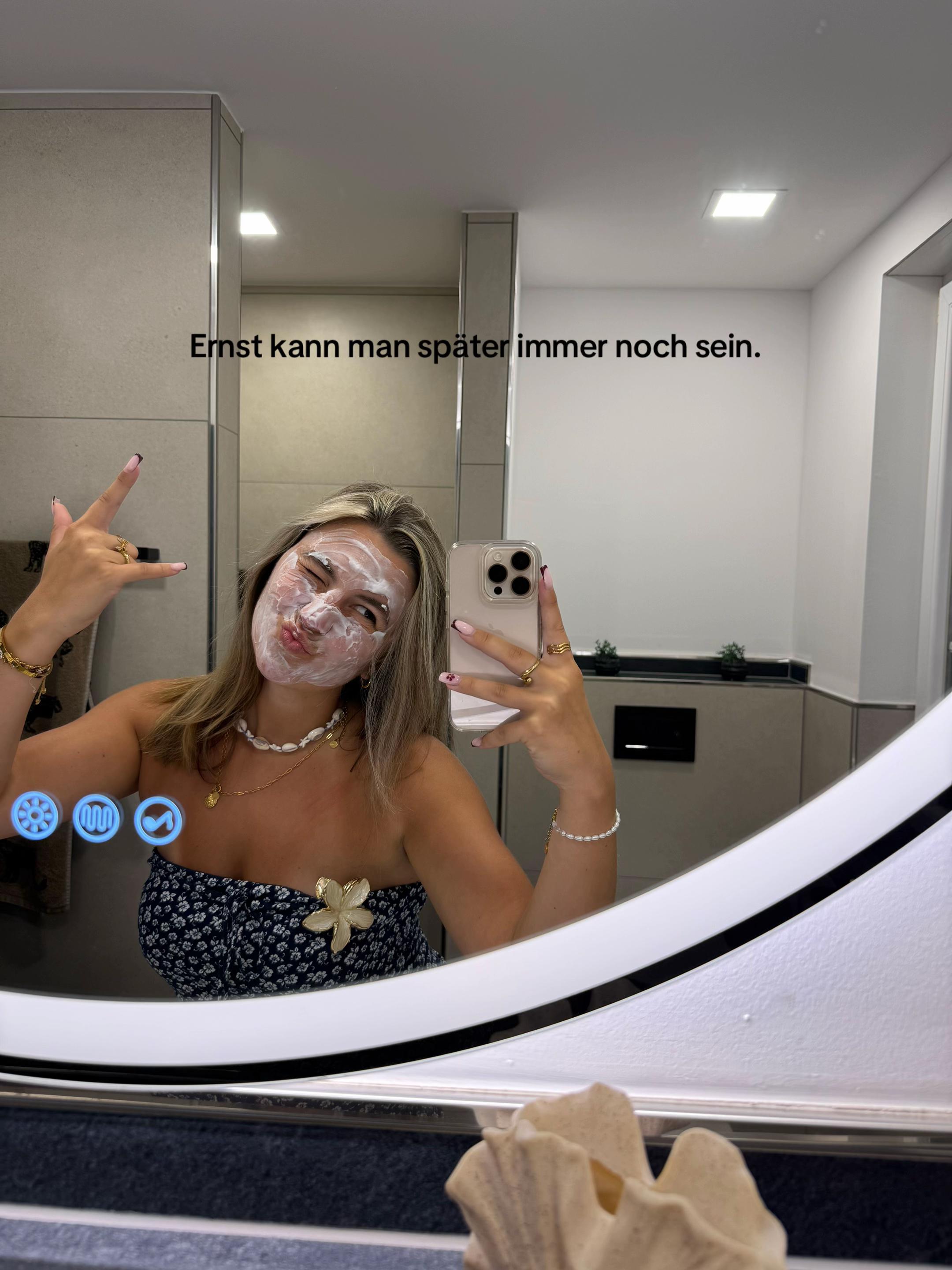 @𑣲sǝuı