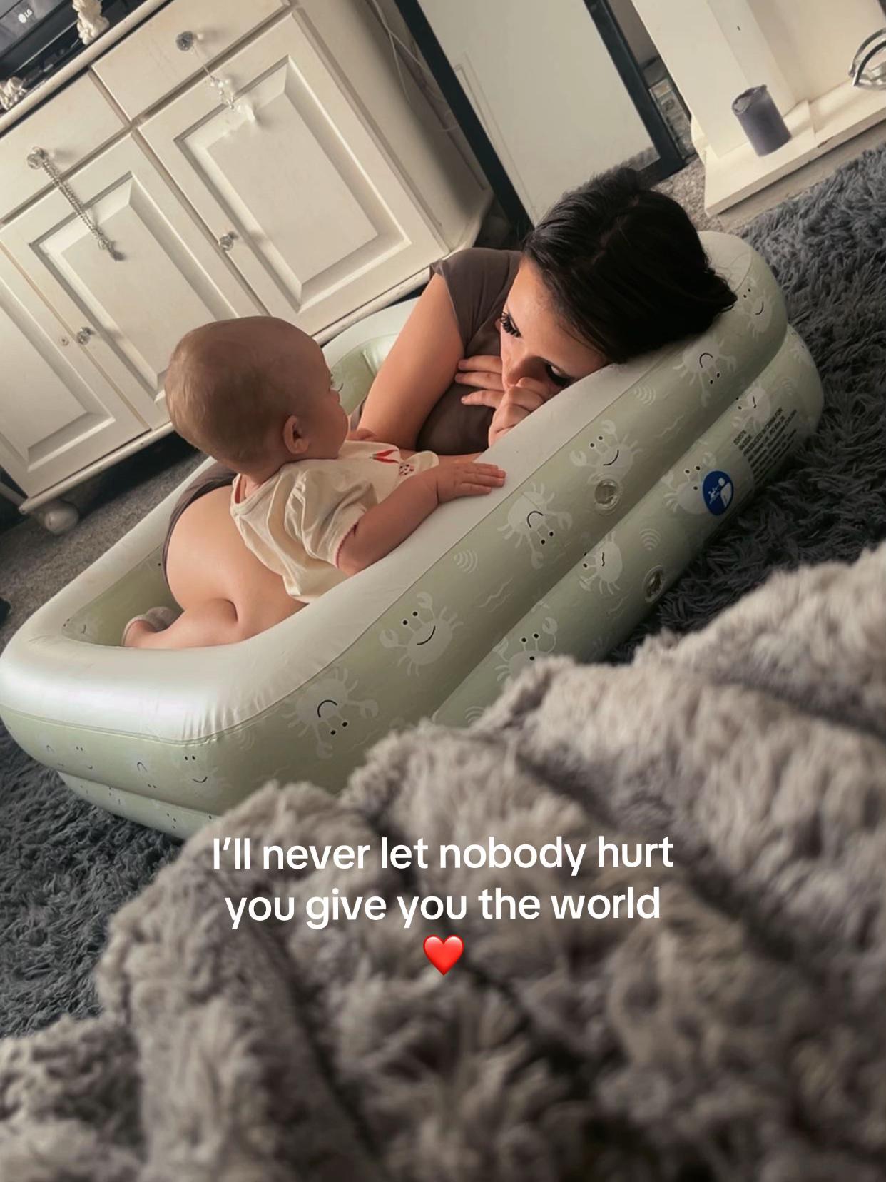 @frankierose👩🏽&zwj;🍼