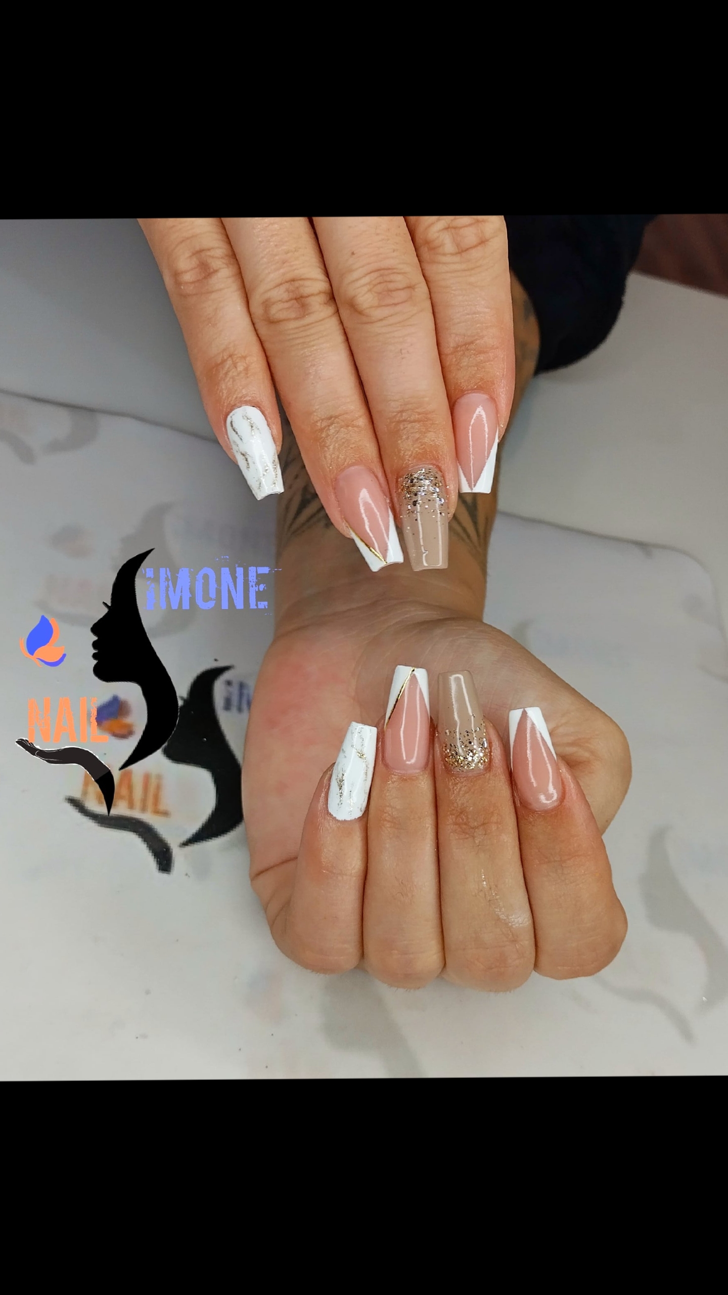 @Simonenails
