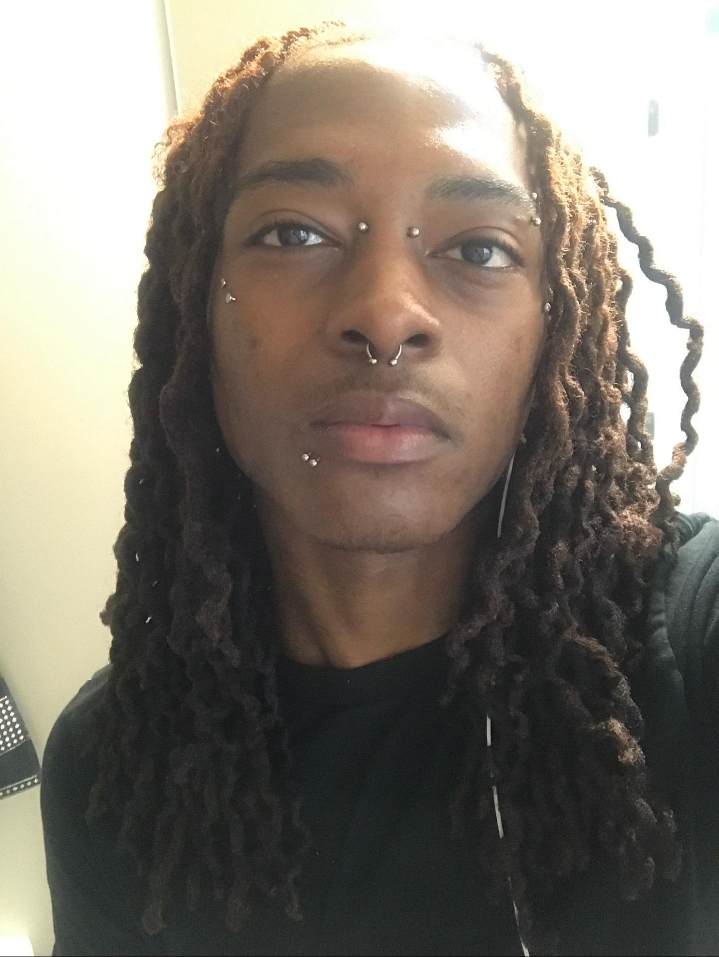 @🧟♂️