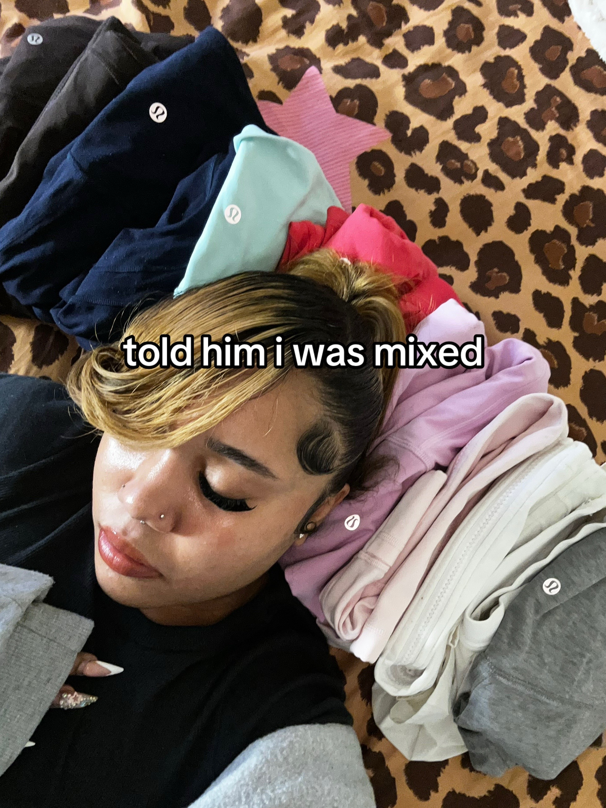 @￼