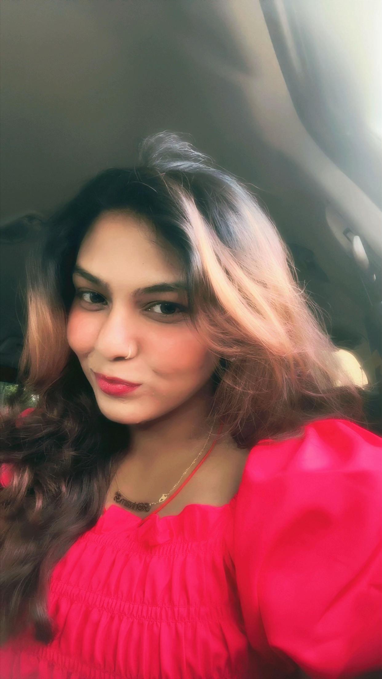 @𝑬𝒔𝒉𝒂𝒂 ॐ&hearts;️
