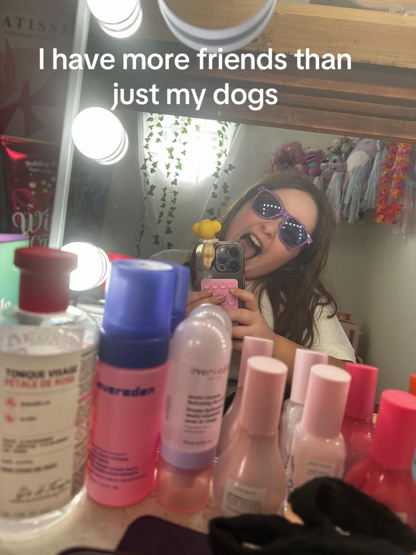@🐒