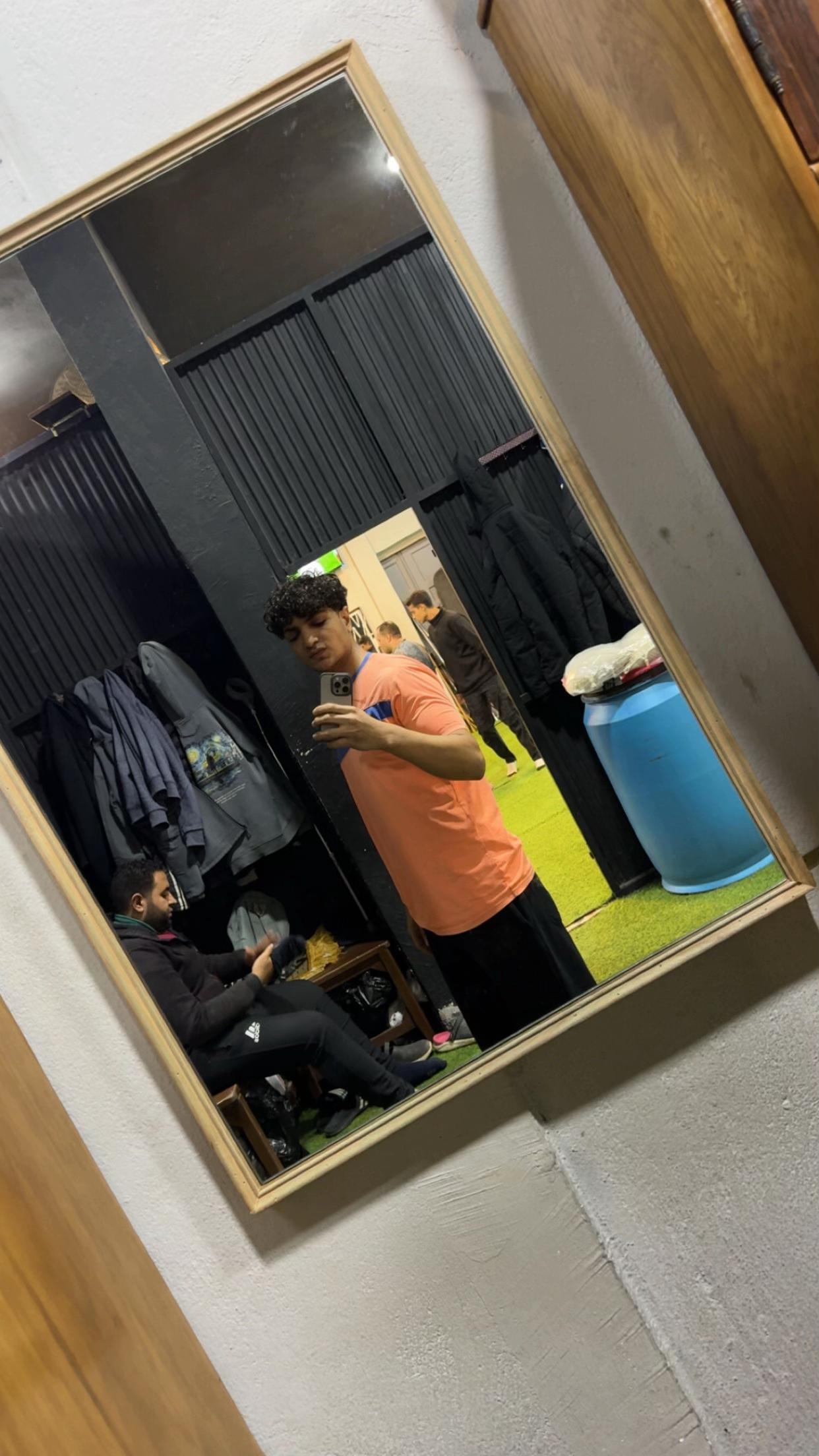 @🦥
