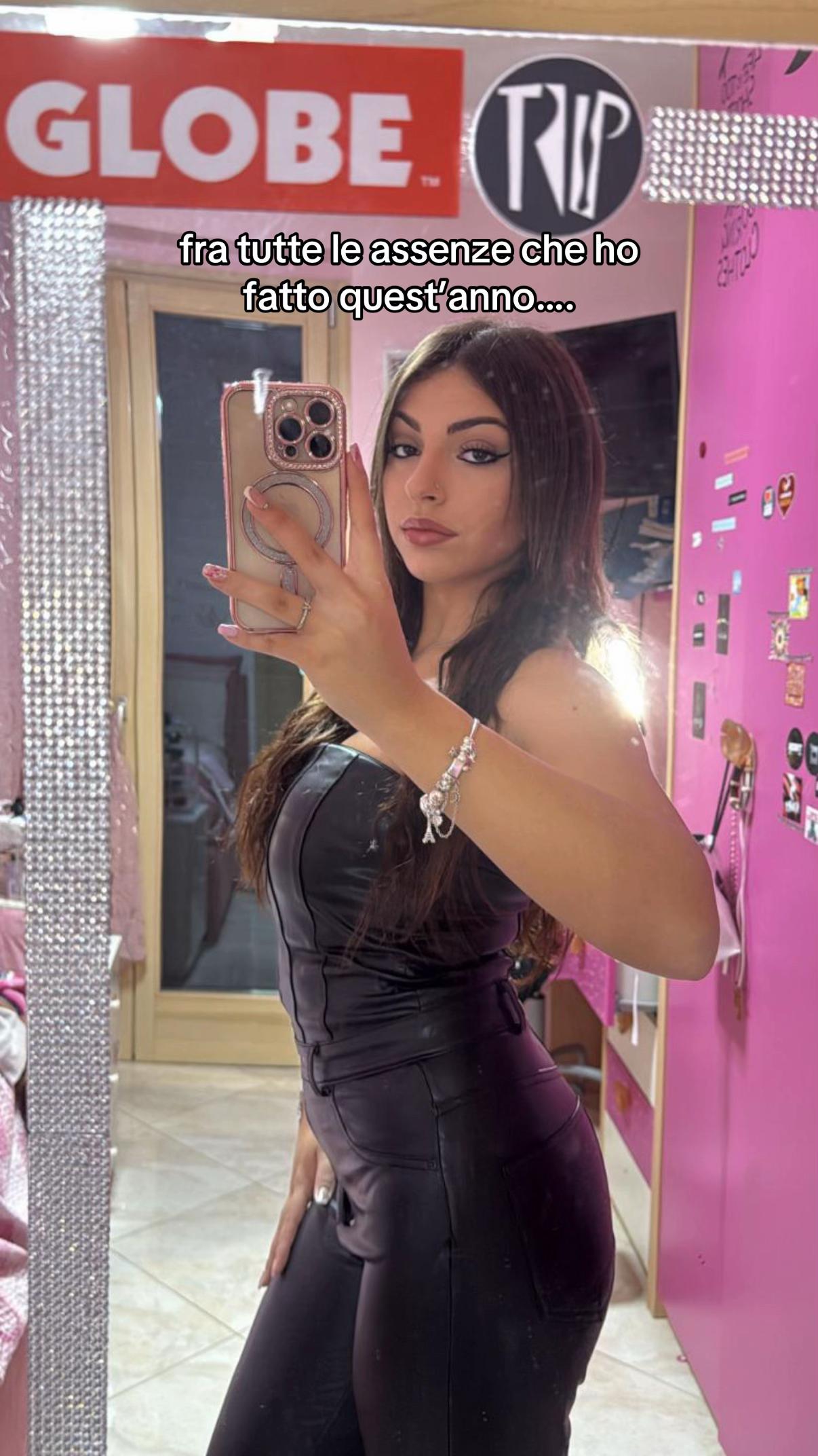 @akessia