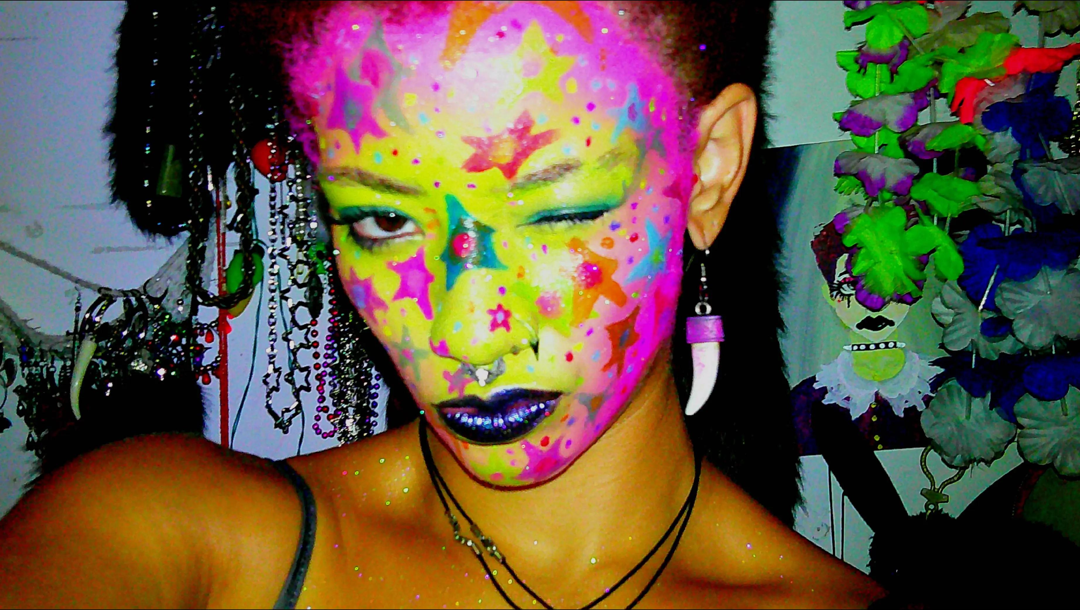 @p e a c h y !