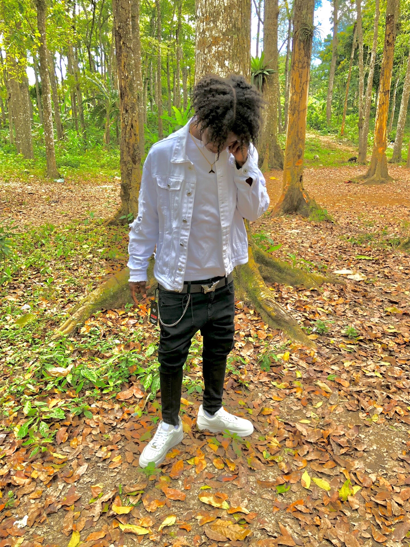 @y.E.I.S.O.N papi 🍫🍫🩸💔🖤💜