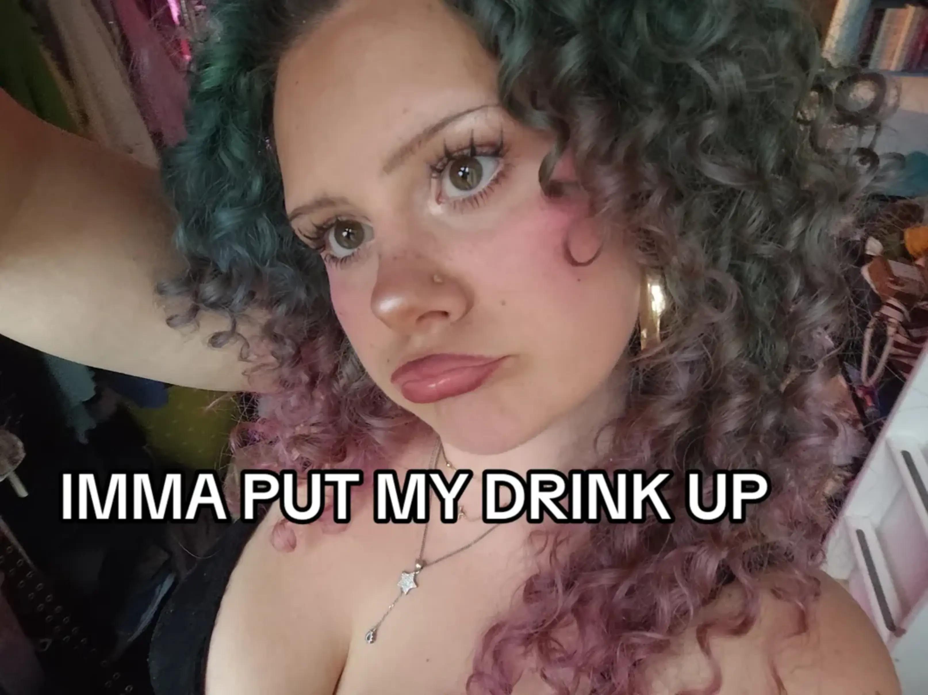 @Nina 🦛