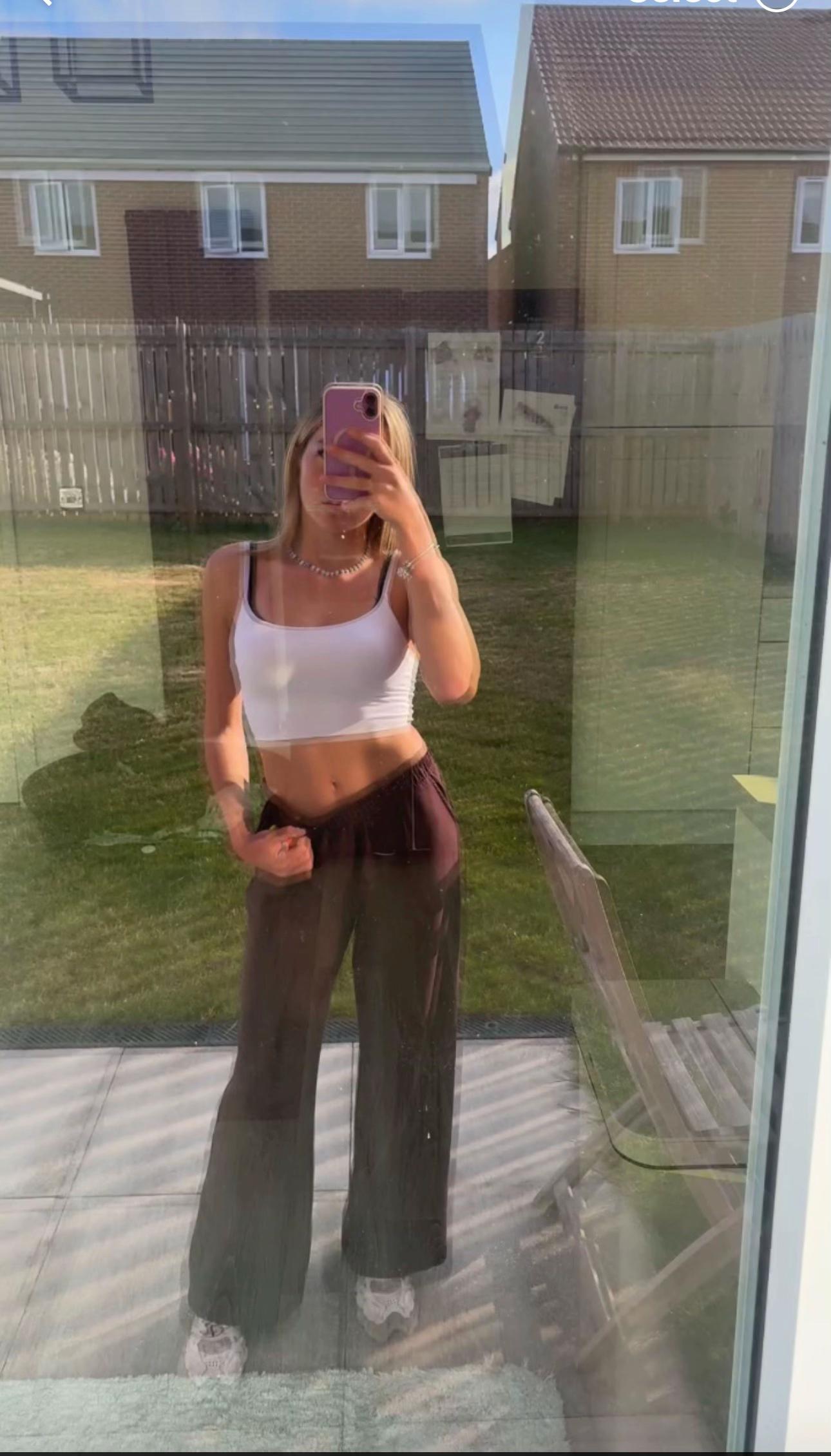 @𝐋𝐂🤍🍒👸🏼💘