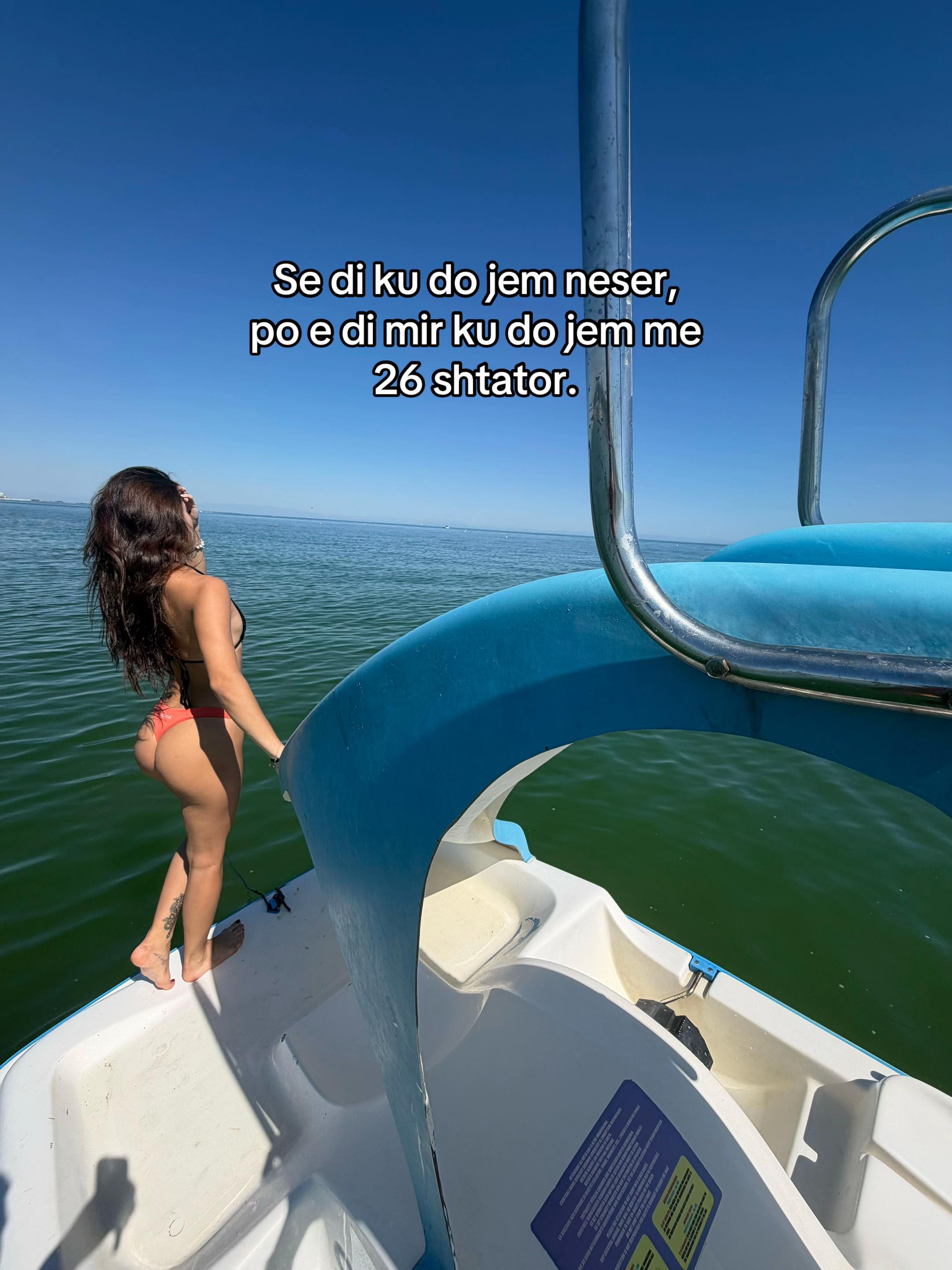 @🦅