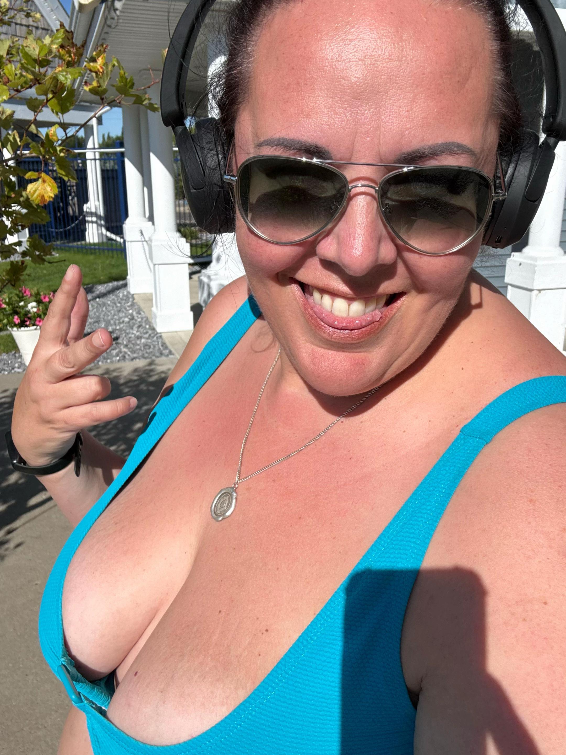 @GoGoDessaYEG🇨🇦