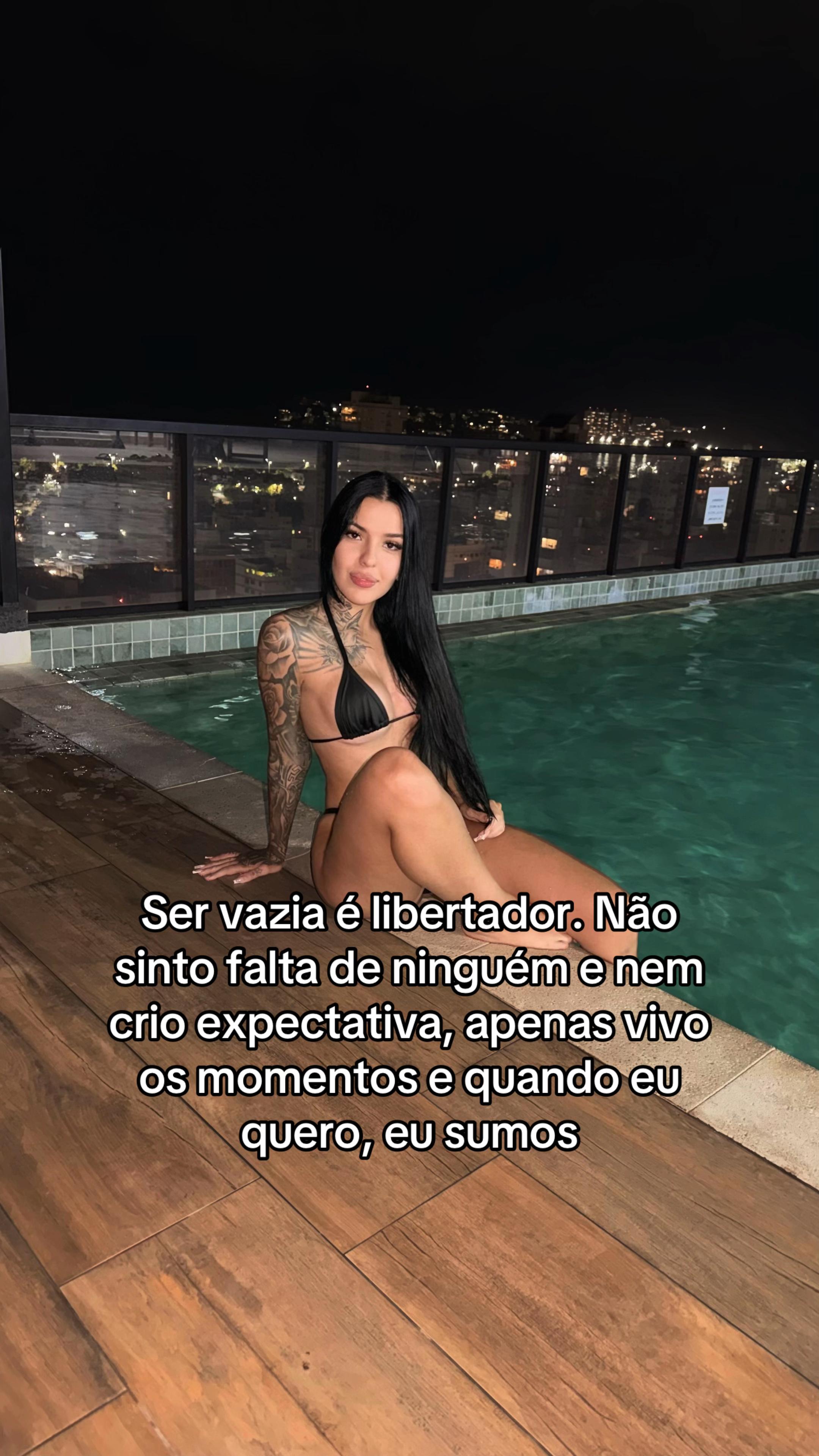 @_sabriinamacedo_