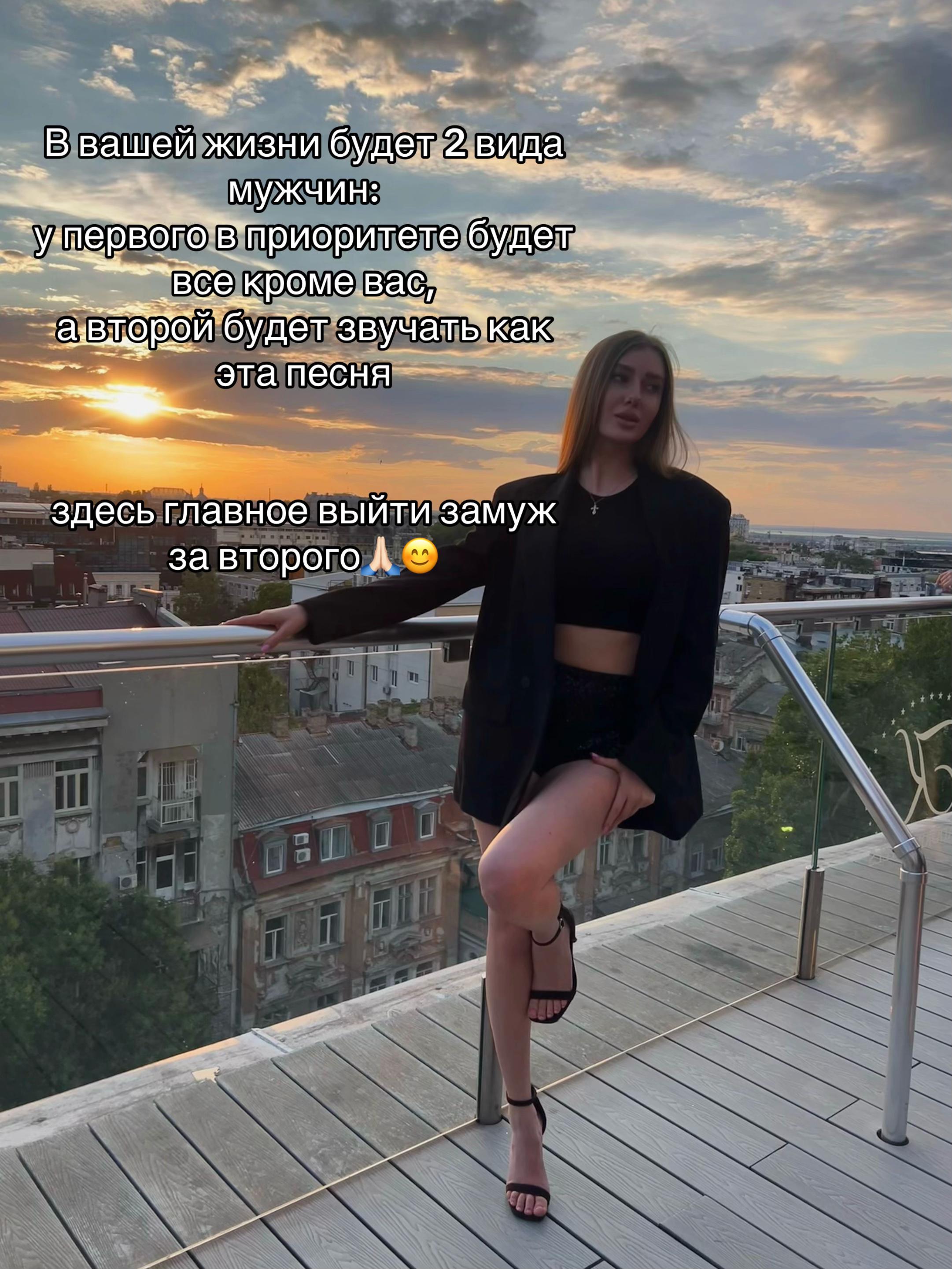 @Karolina🖤