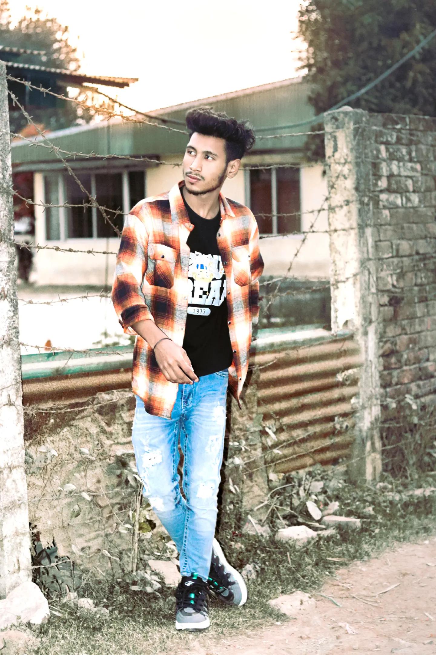 @its_𝙰𝚅𝙸𝙲𝙷𝙰𝙷𝙰𝚁 (आद)👑