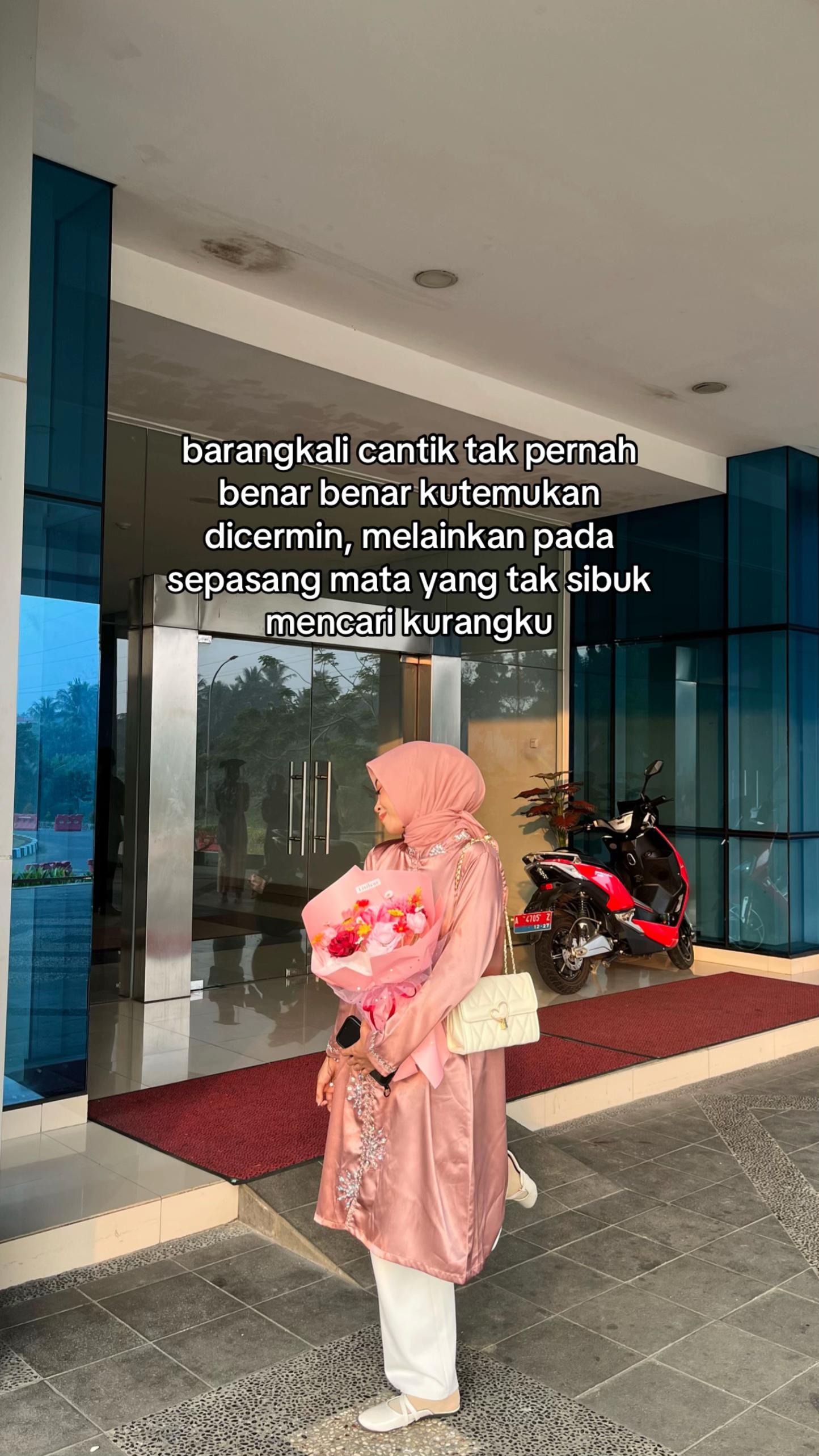 @Nairaaa💐