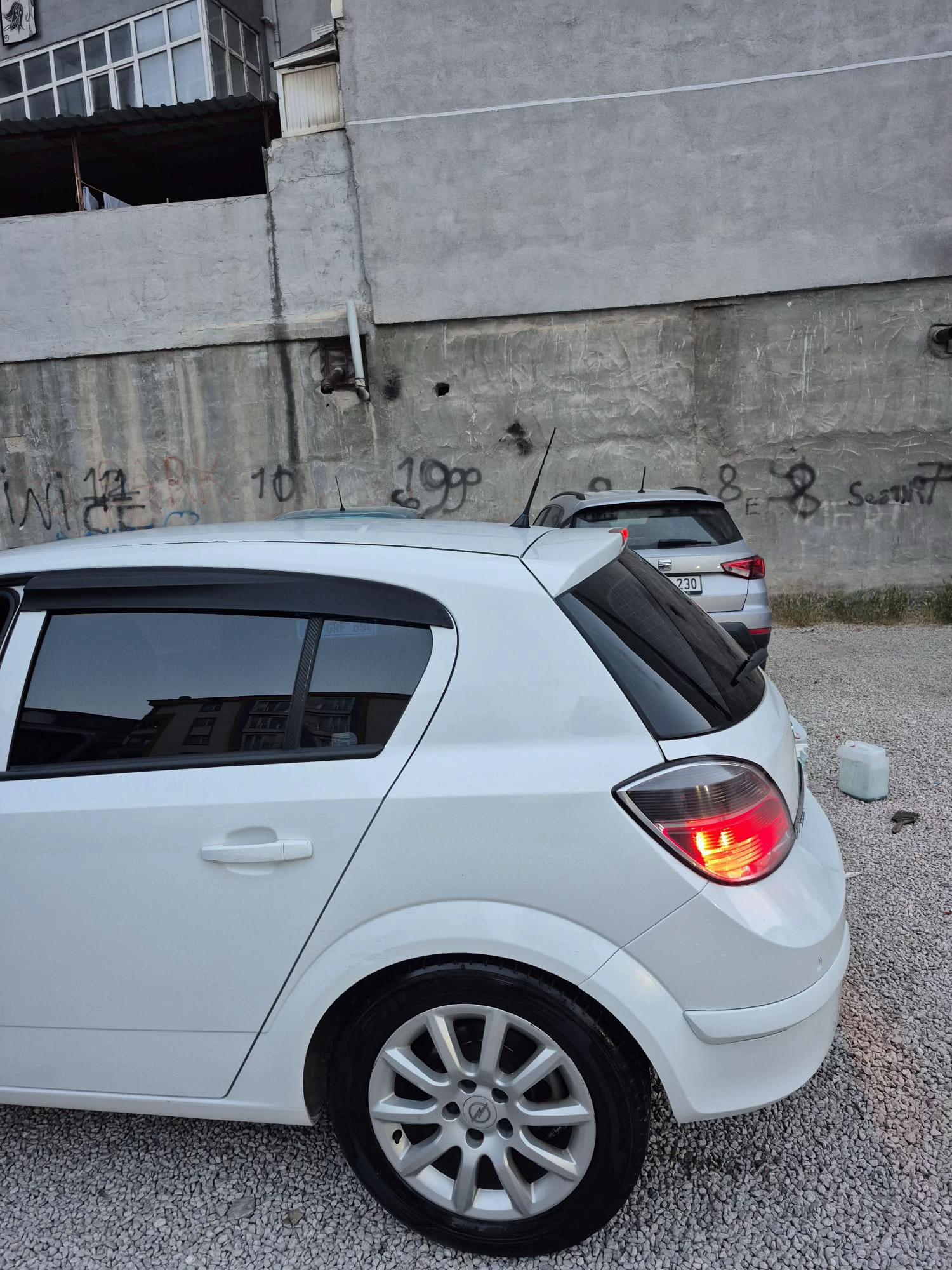 @Yardımcı Emlak