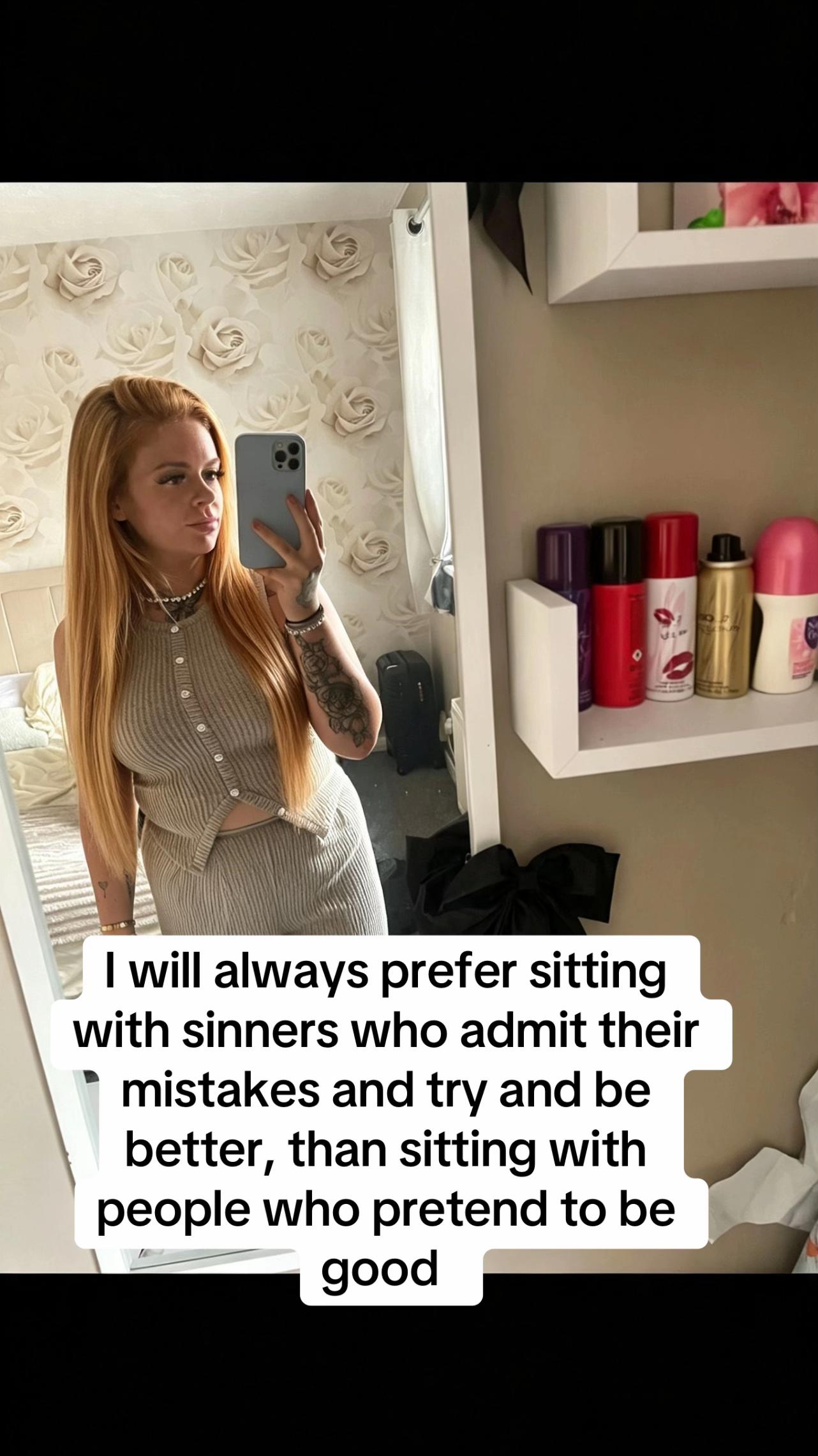 @April Louise