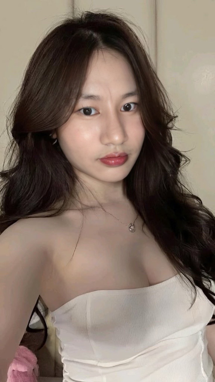 @www.tiktok.com/@xbxldndlci2