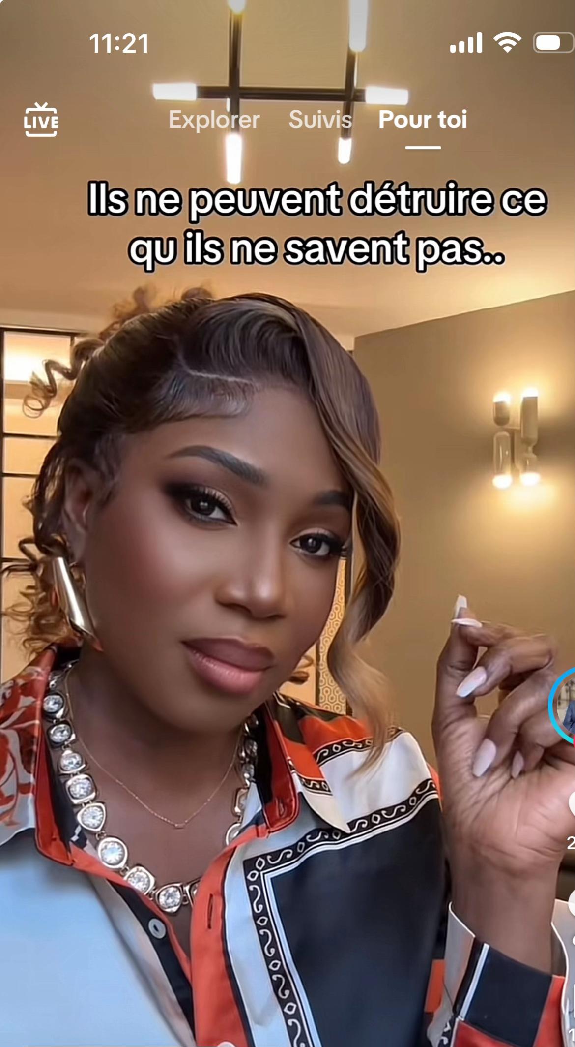 @Marie France 🇨🇮
