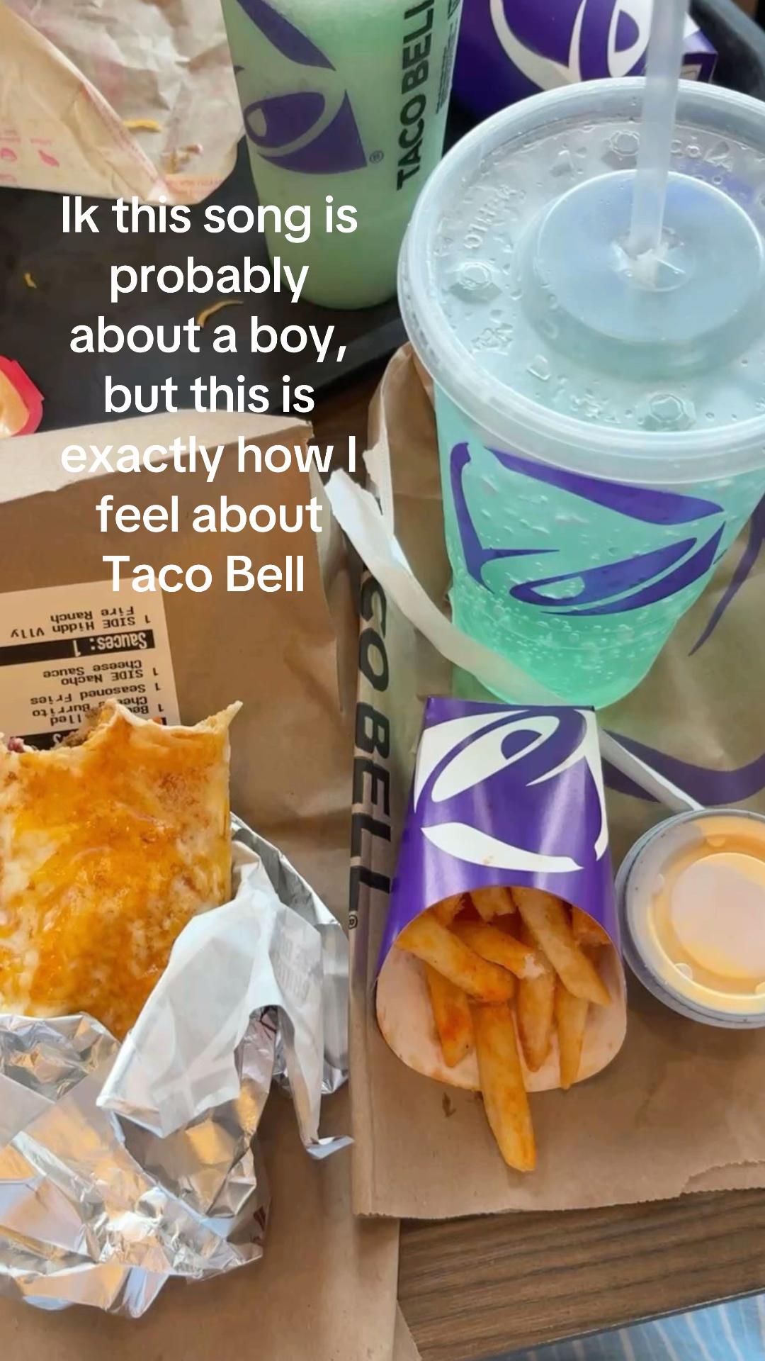 @✦