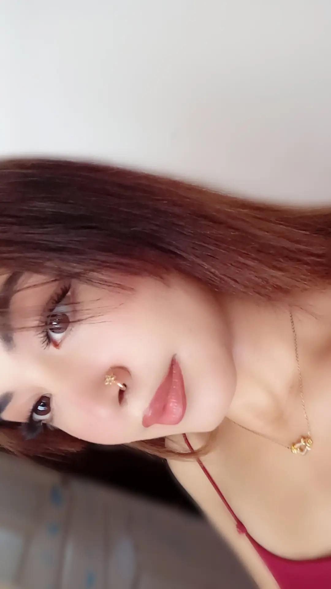 @🦄