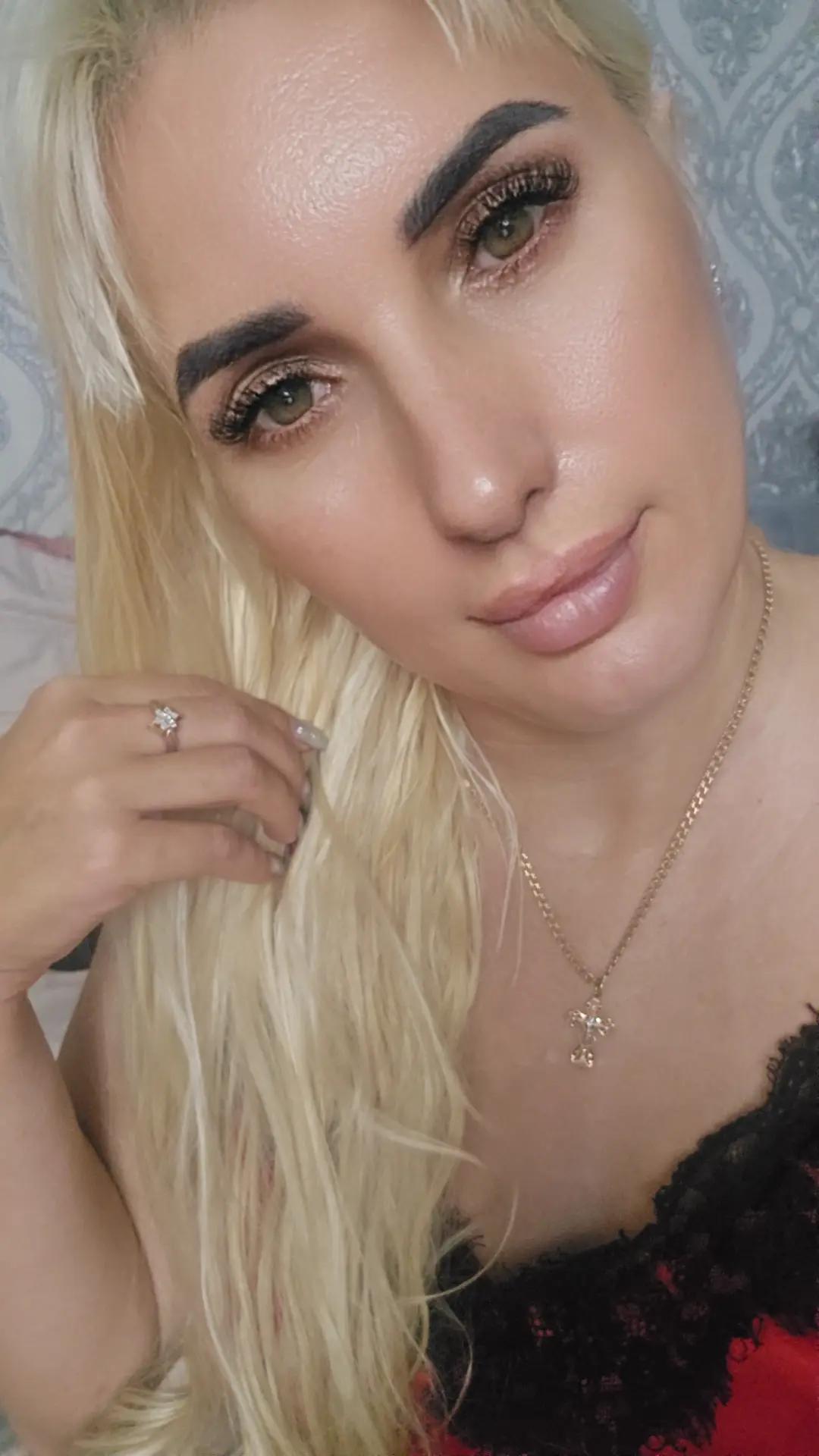 @Arina_11_007