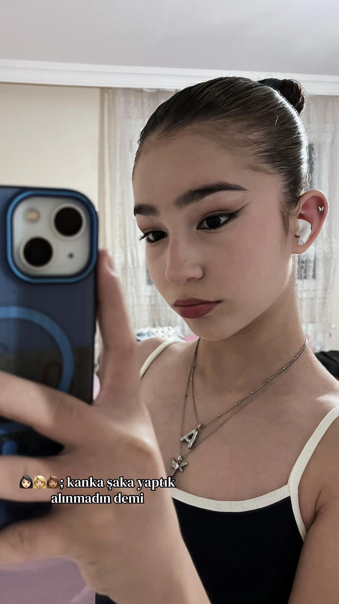 @𝓐𝓭𝓪