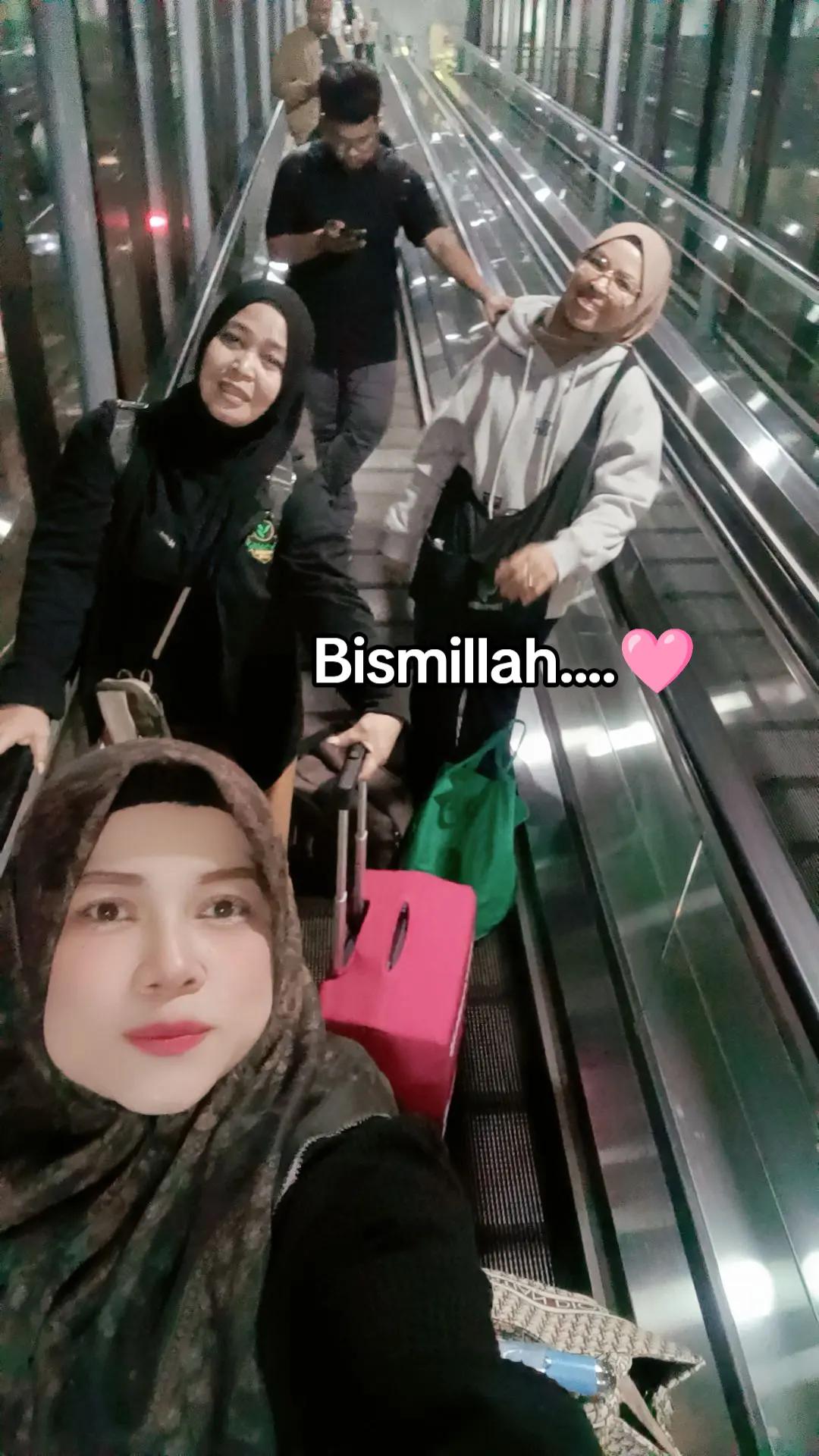@Mom Ghani