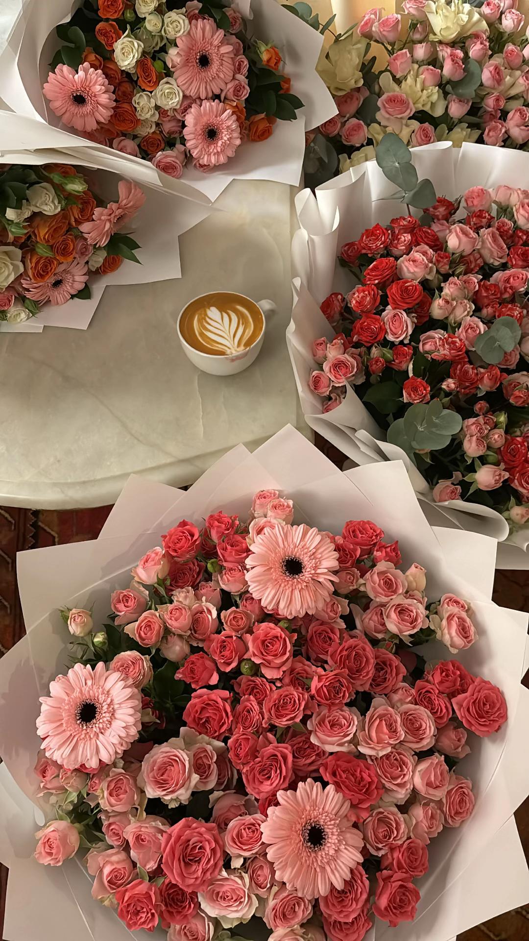 @LYORA FLOWERS | ليورا