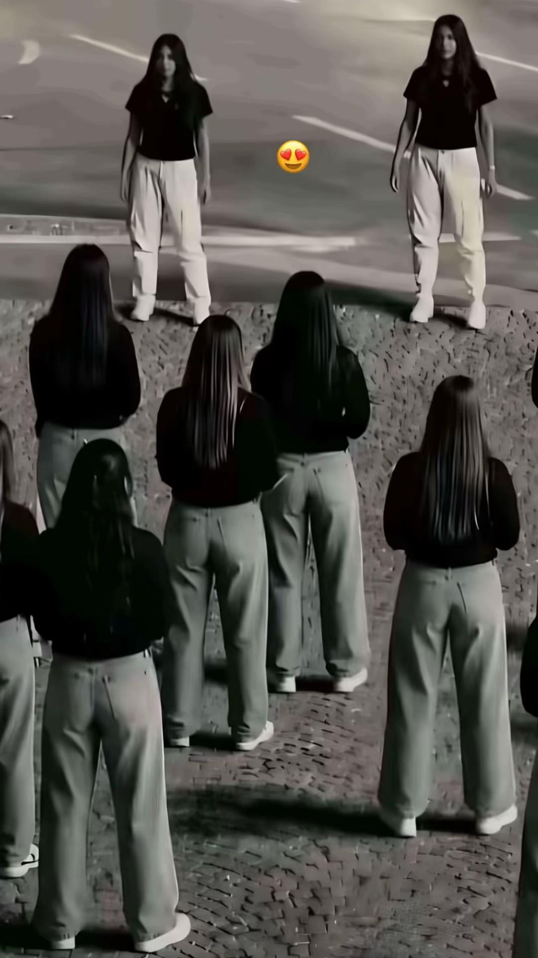 @🧞&zwj;♀️