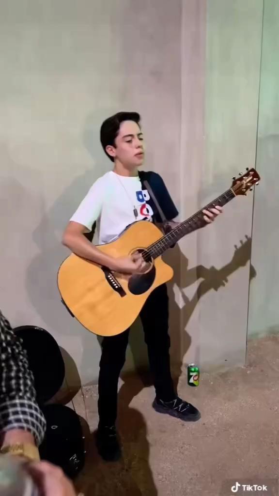 @𝘔𝘢𝘯𝘶𝘦𝘭𝘪𝘵𝘰𝘰7