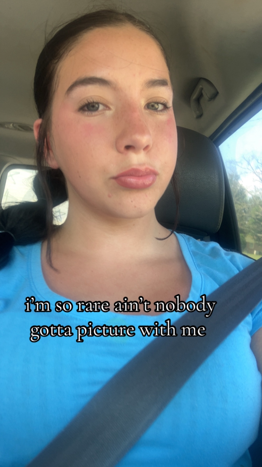 @Ella🤍