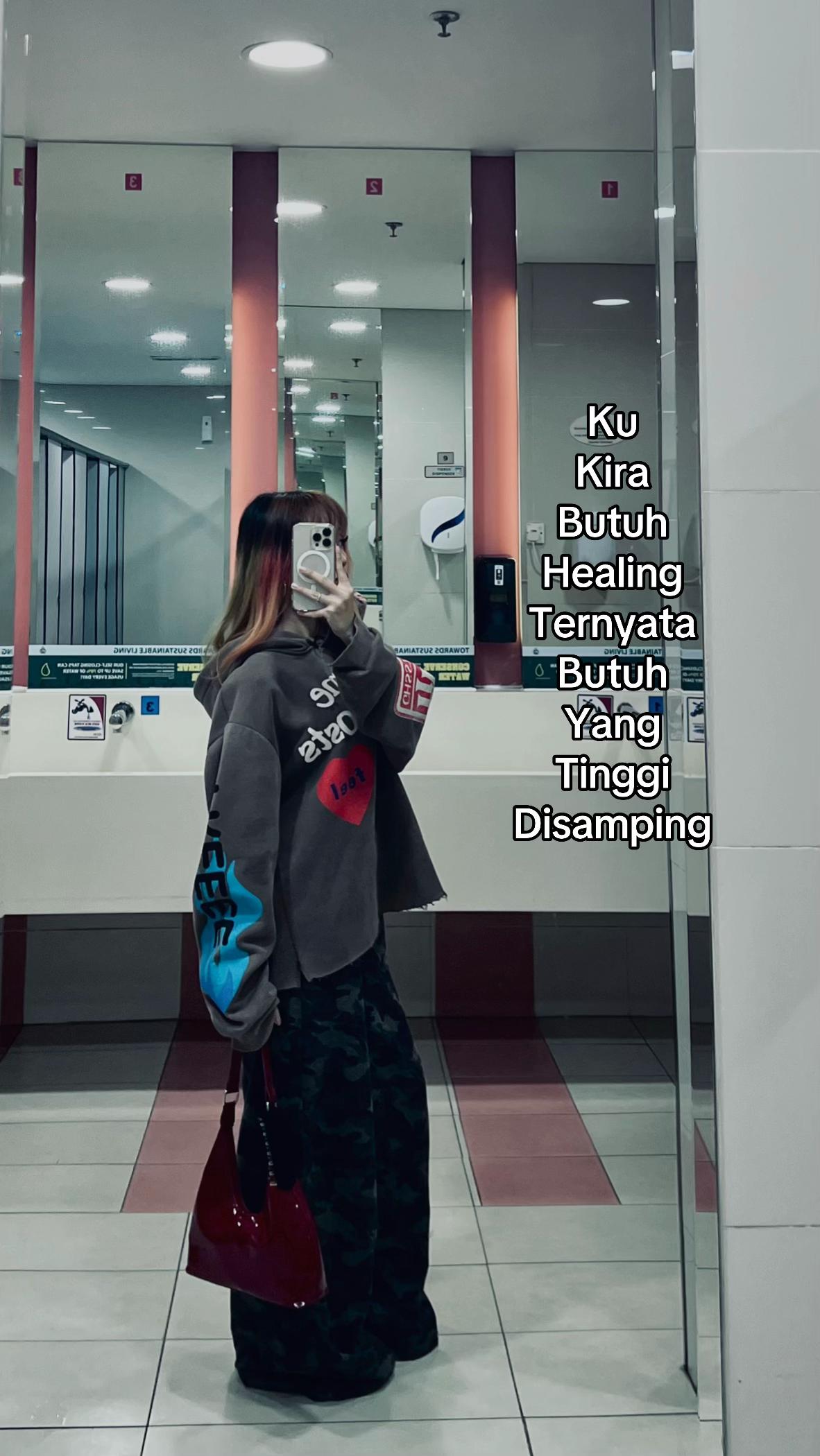 @ræ ✰